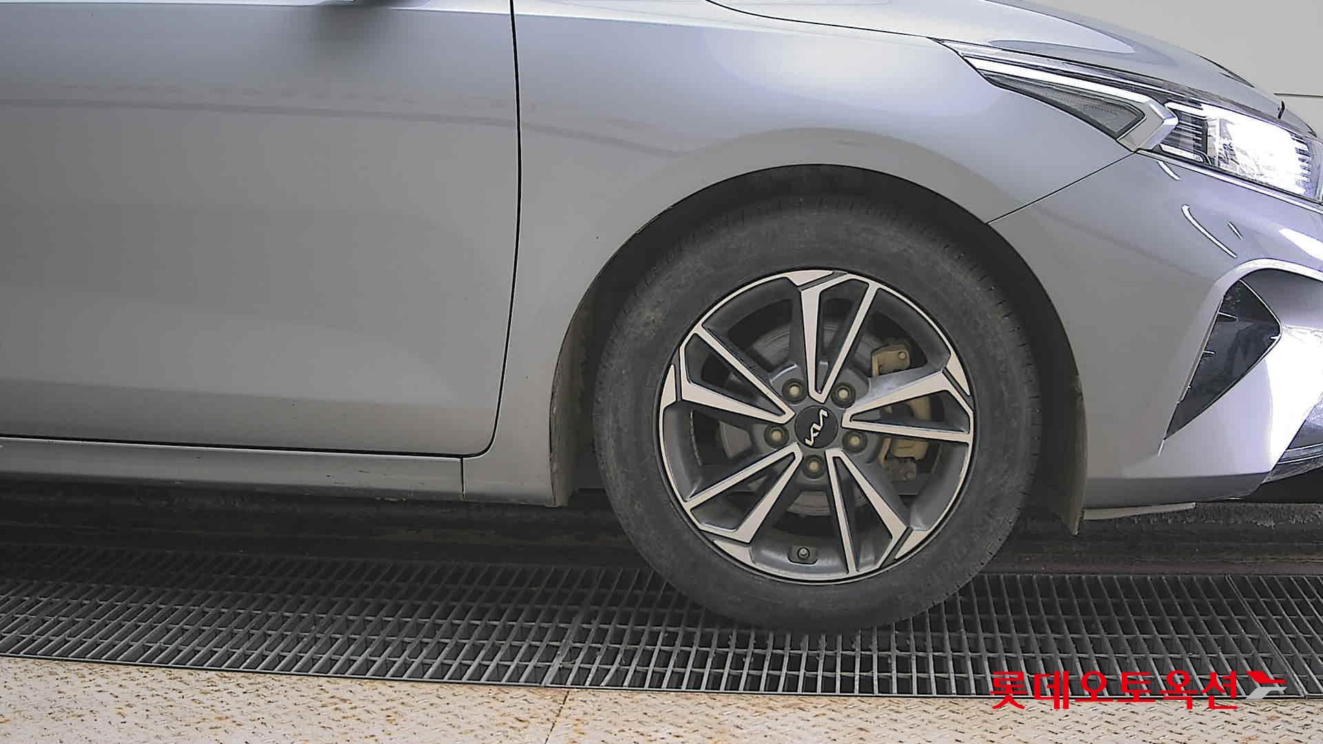 كيا K3 2022 - صورة 27