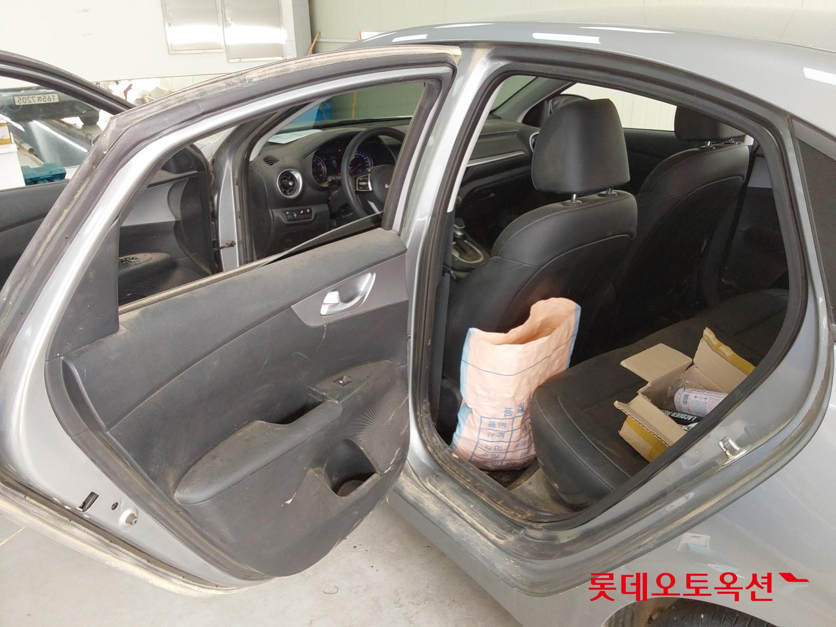 كيا K3 2022 - صورة 37