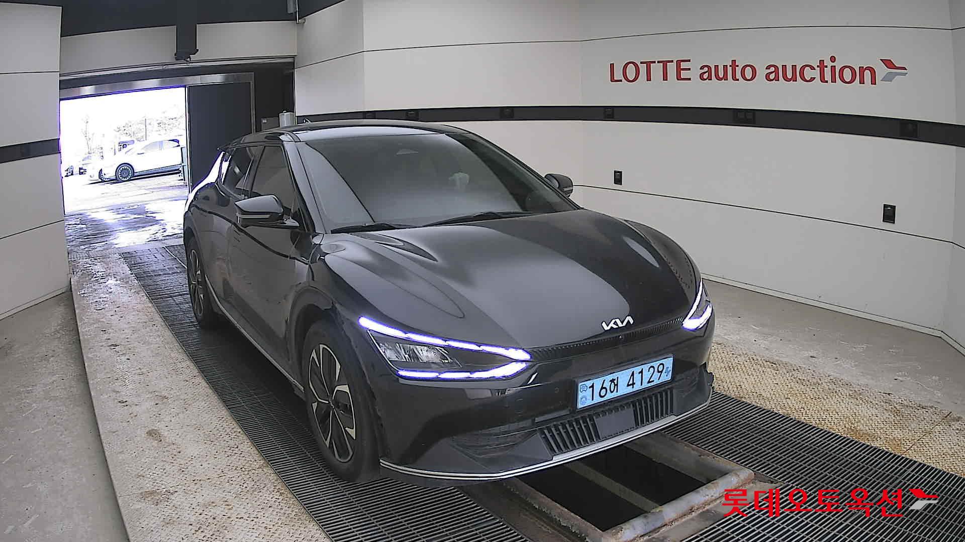 Kia EV6 2022 - Image 24