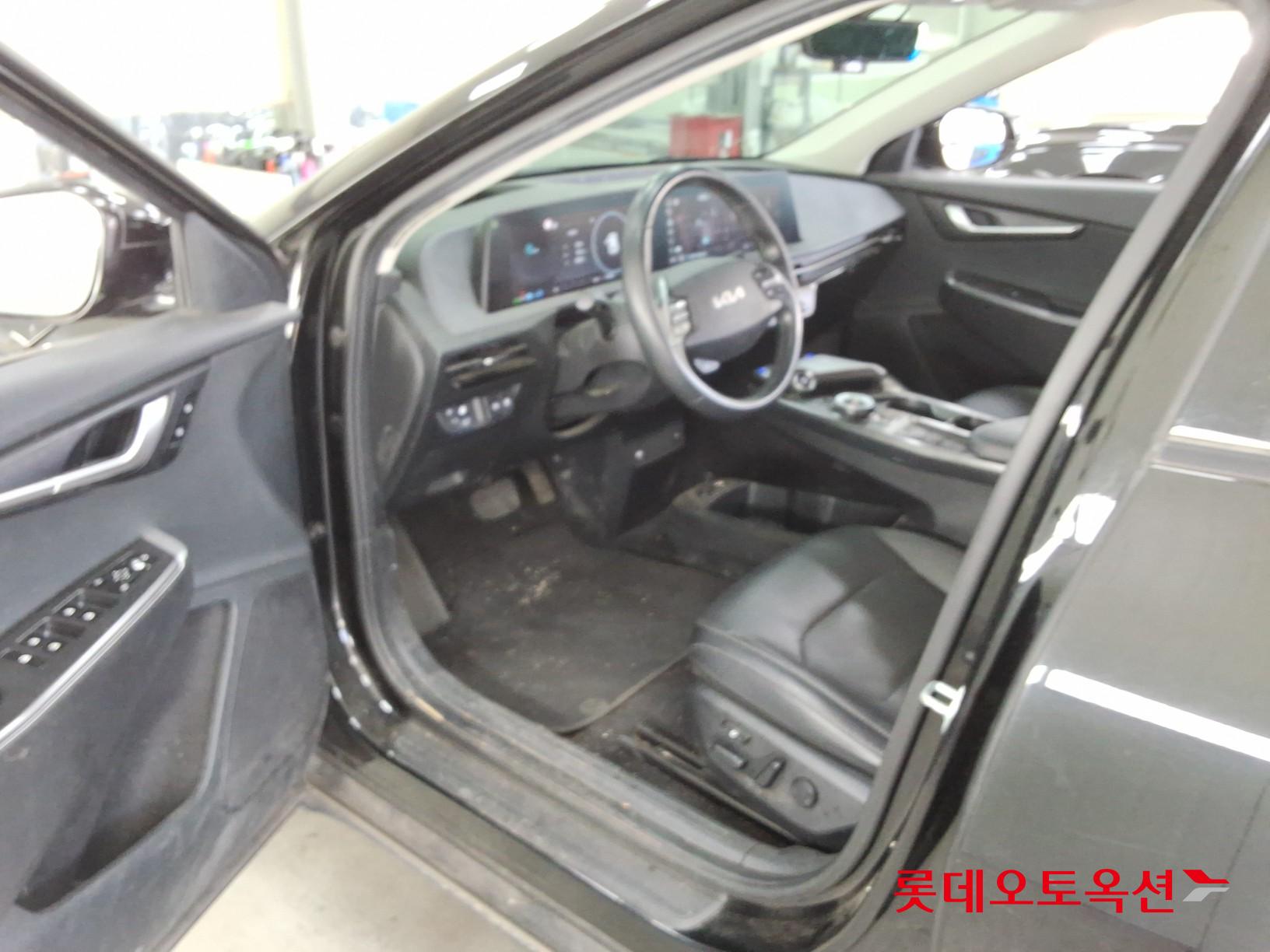 Kia EV6 2022 - Image 35