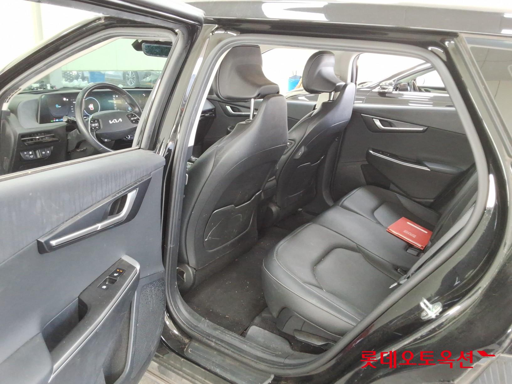 Kia EV6 2022 - Image 36