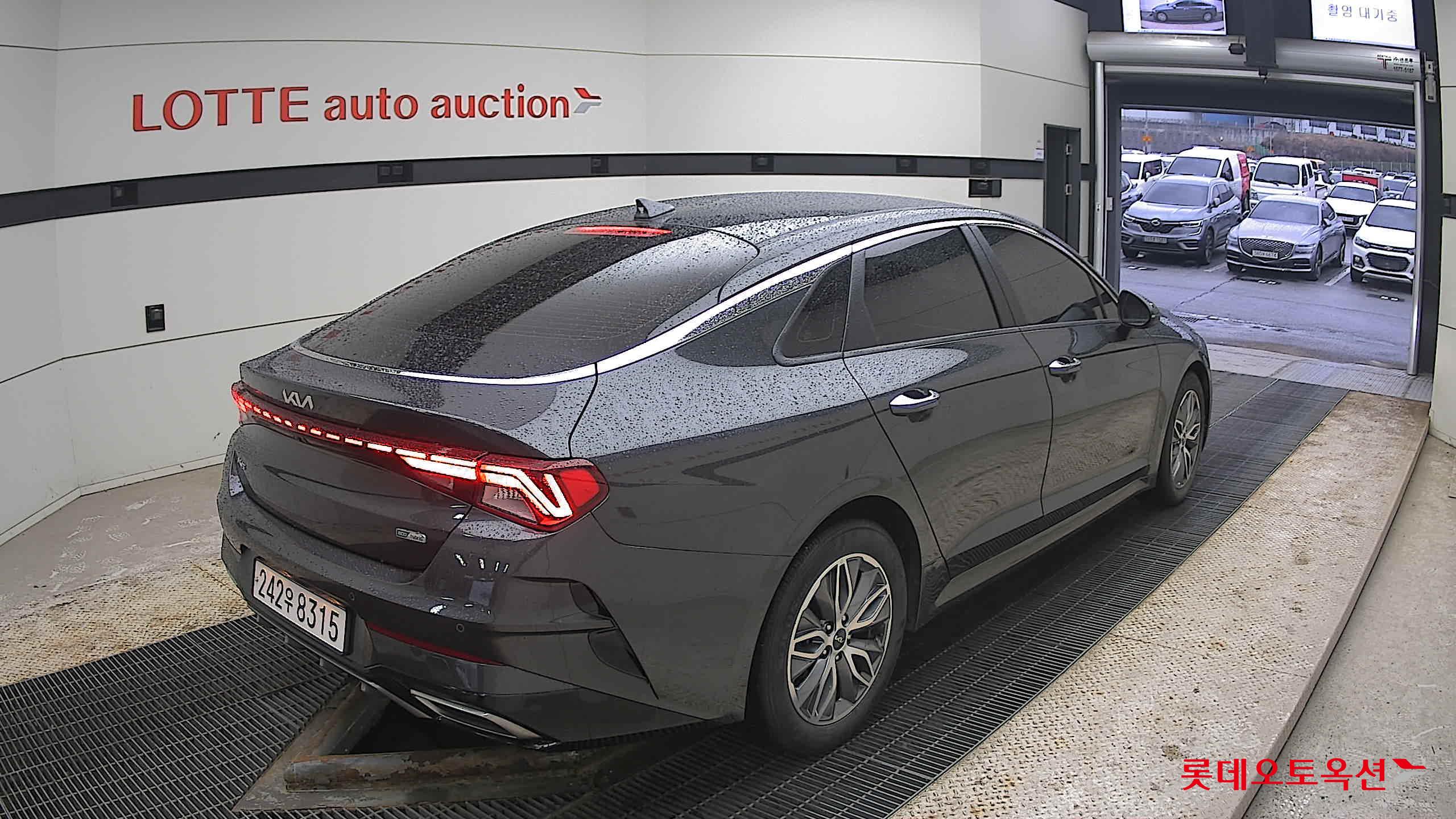 Kia K5 2022 - Image 5