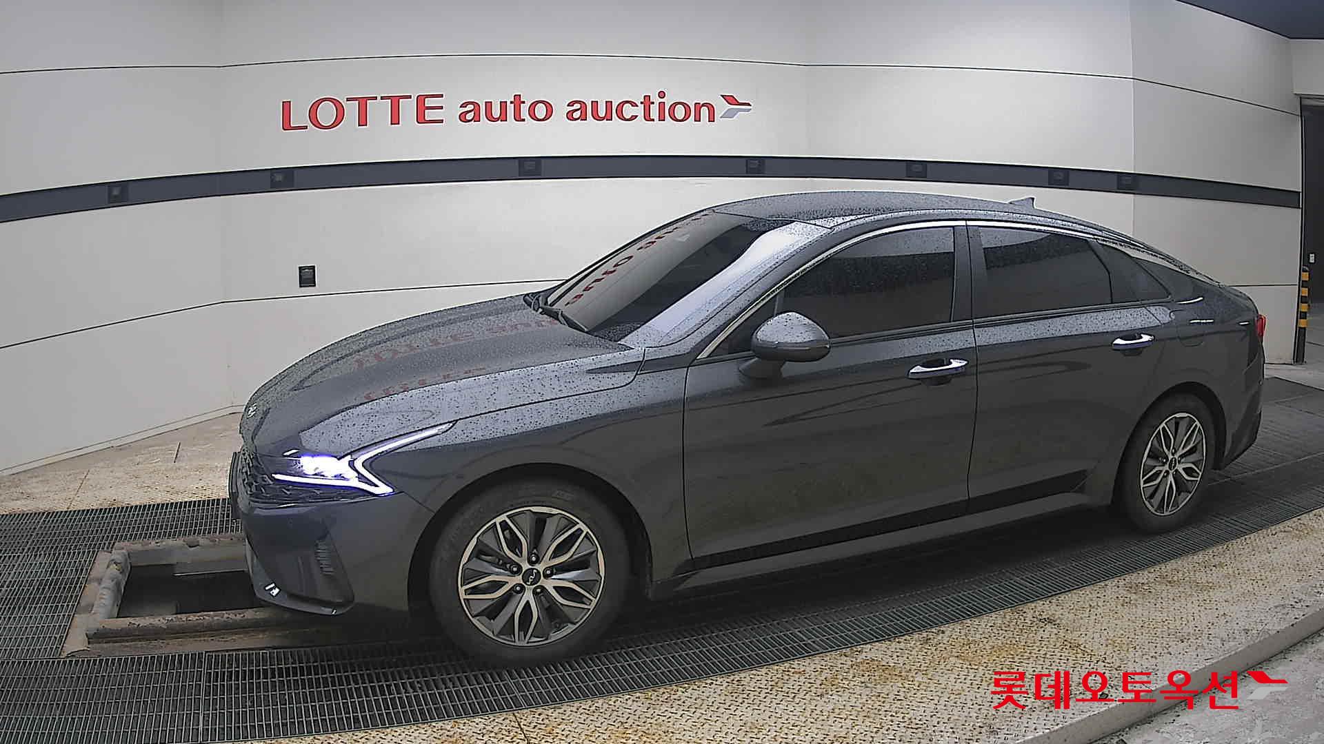 Kia K5 2022 - Image 12