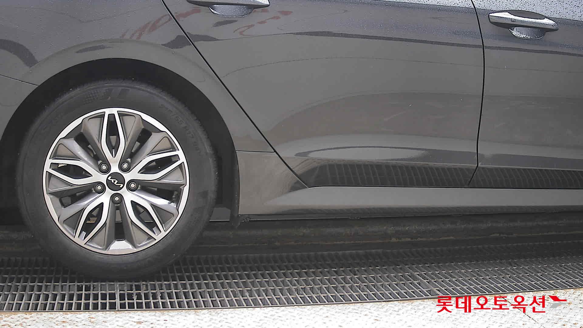 Kia K5 2022 - Image 28