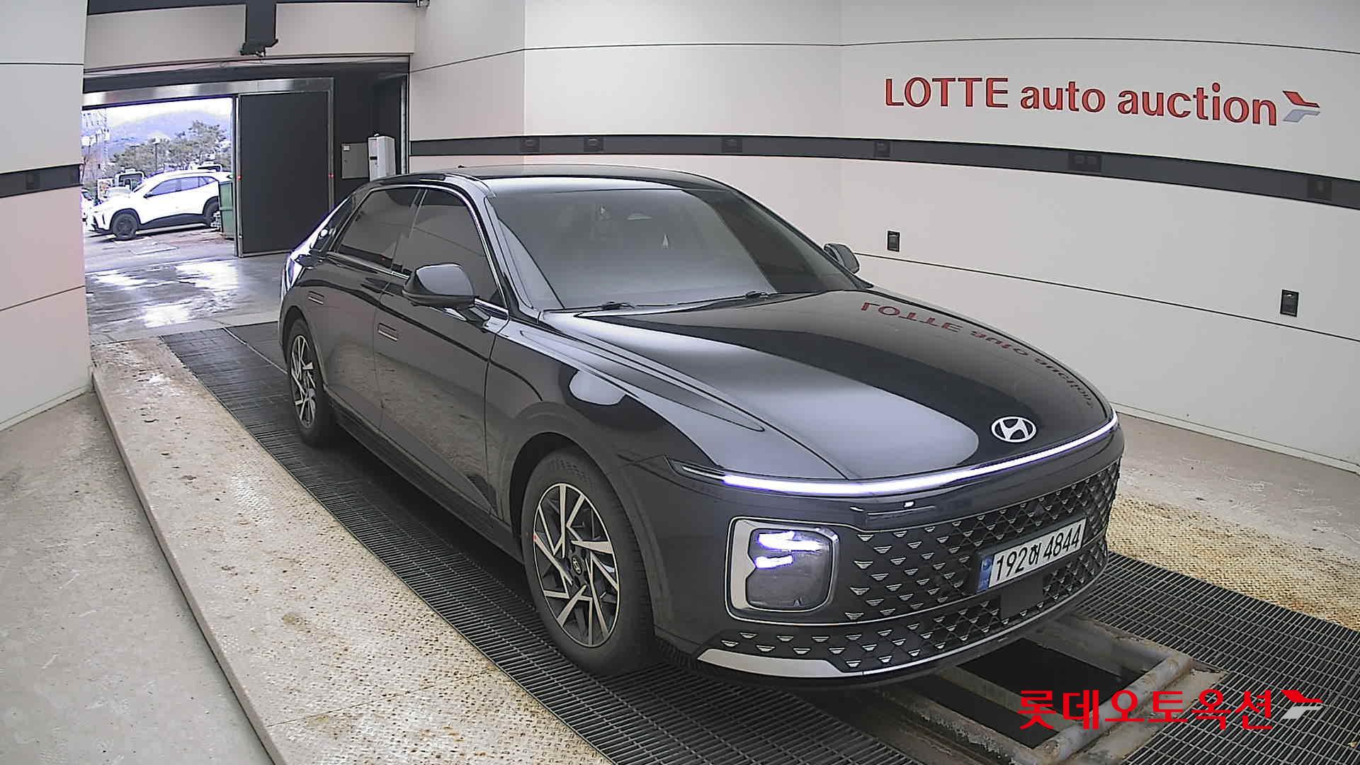 Hyundai Grandeur 2023 - Image 6