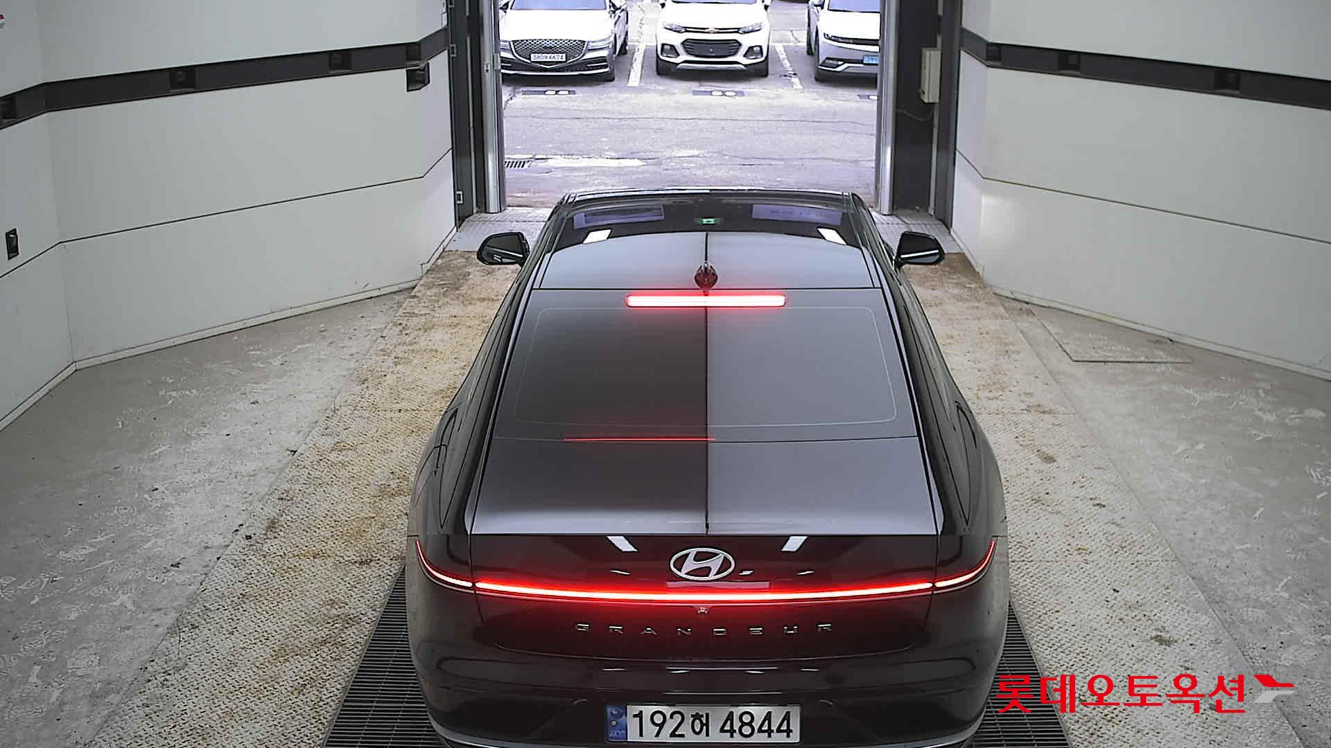 Hyundai Grandeur 2023 - Image 17