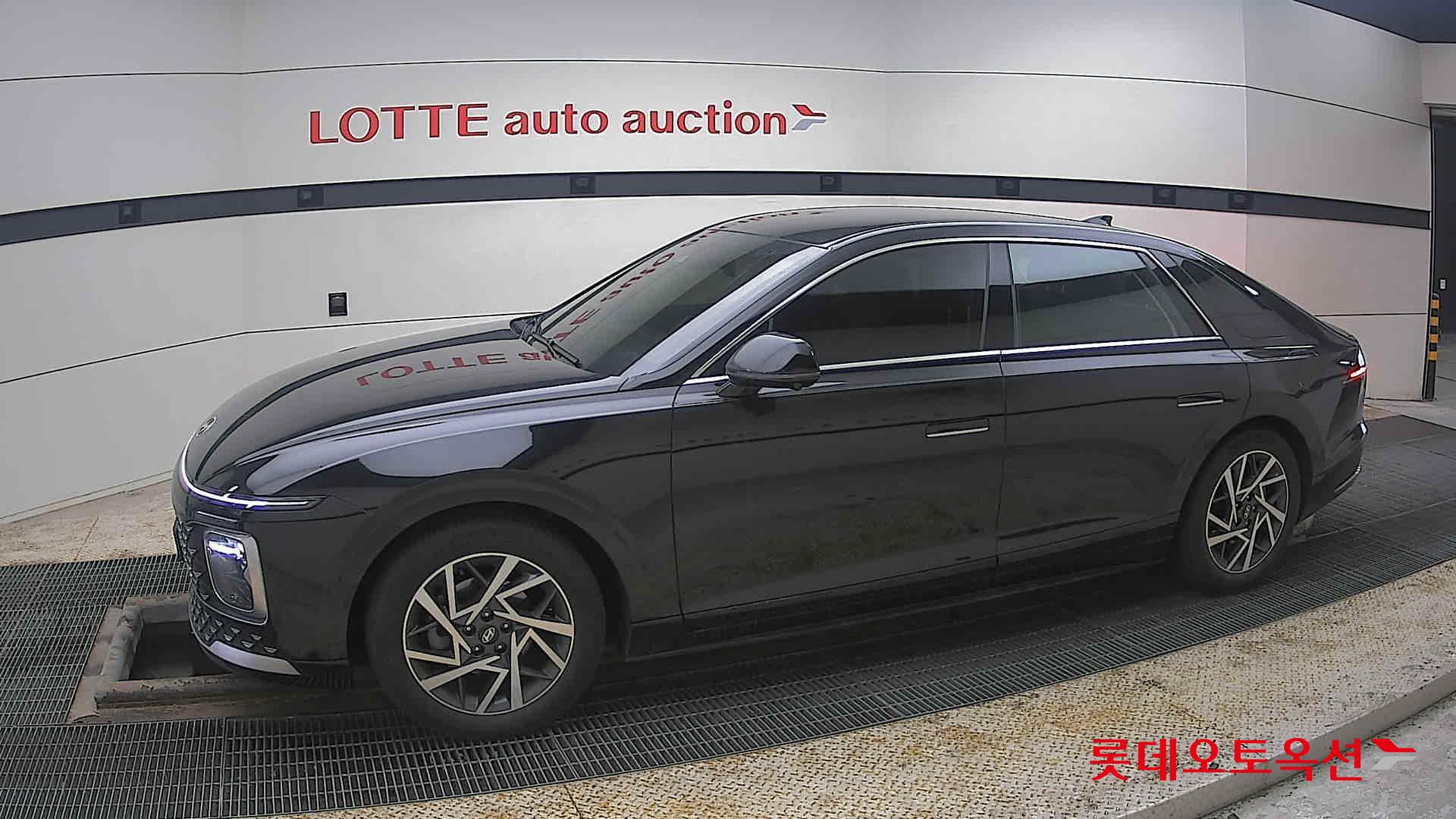 Hyundai Grandeur 2023 - Image 12