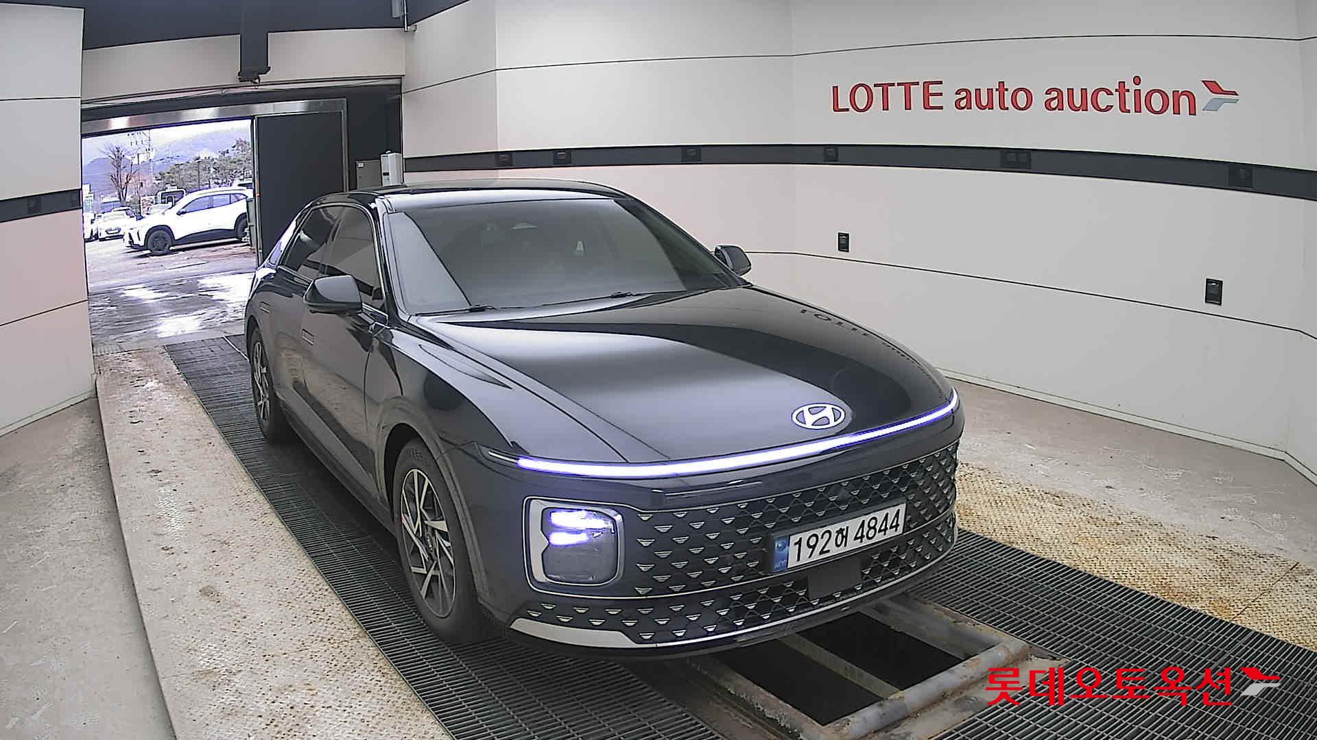 Hyundai Grandeur 2023 - Image 24