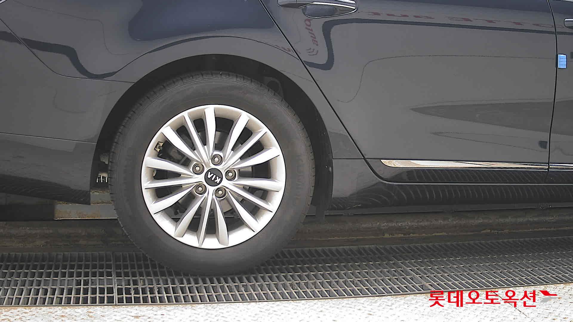 كيا K7 2020 - صورة 28