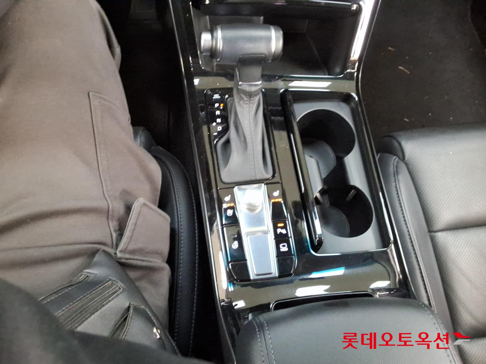 كيا K7 2020 - صورة 33