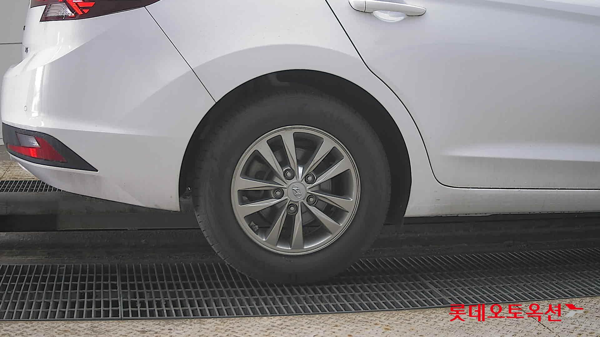 현대자동차 아반떼 2020 - 이미지 28