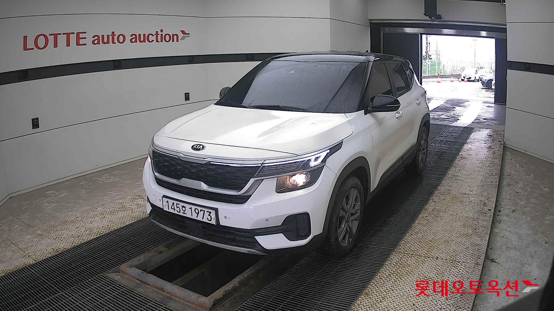Kia Seltos 2020 Clear White из Кореи