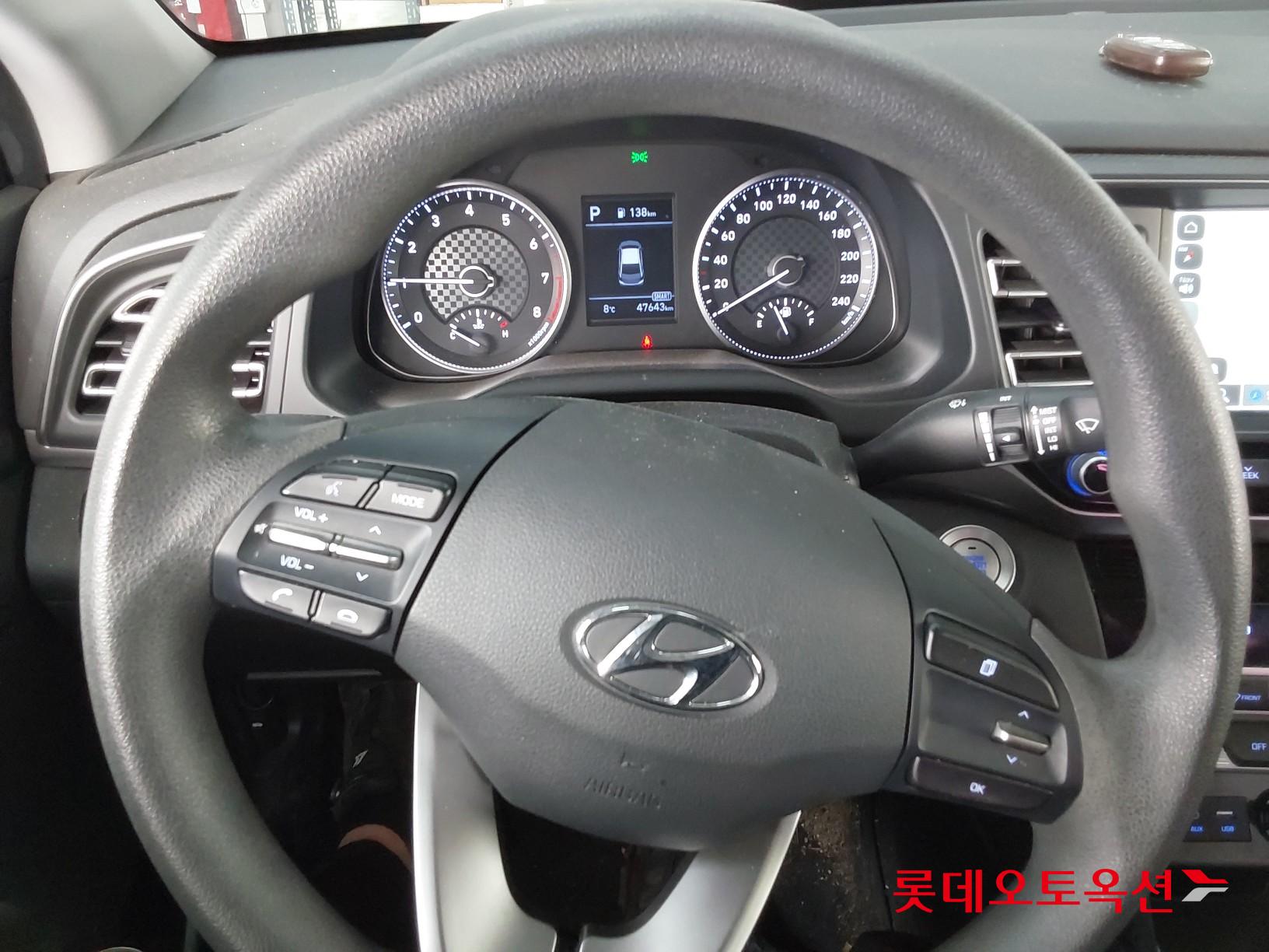 Hyundai Elantra 2020 - Image 30