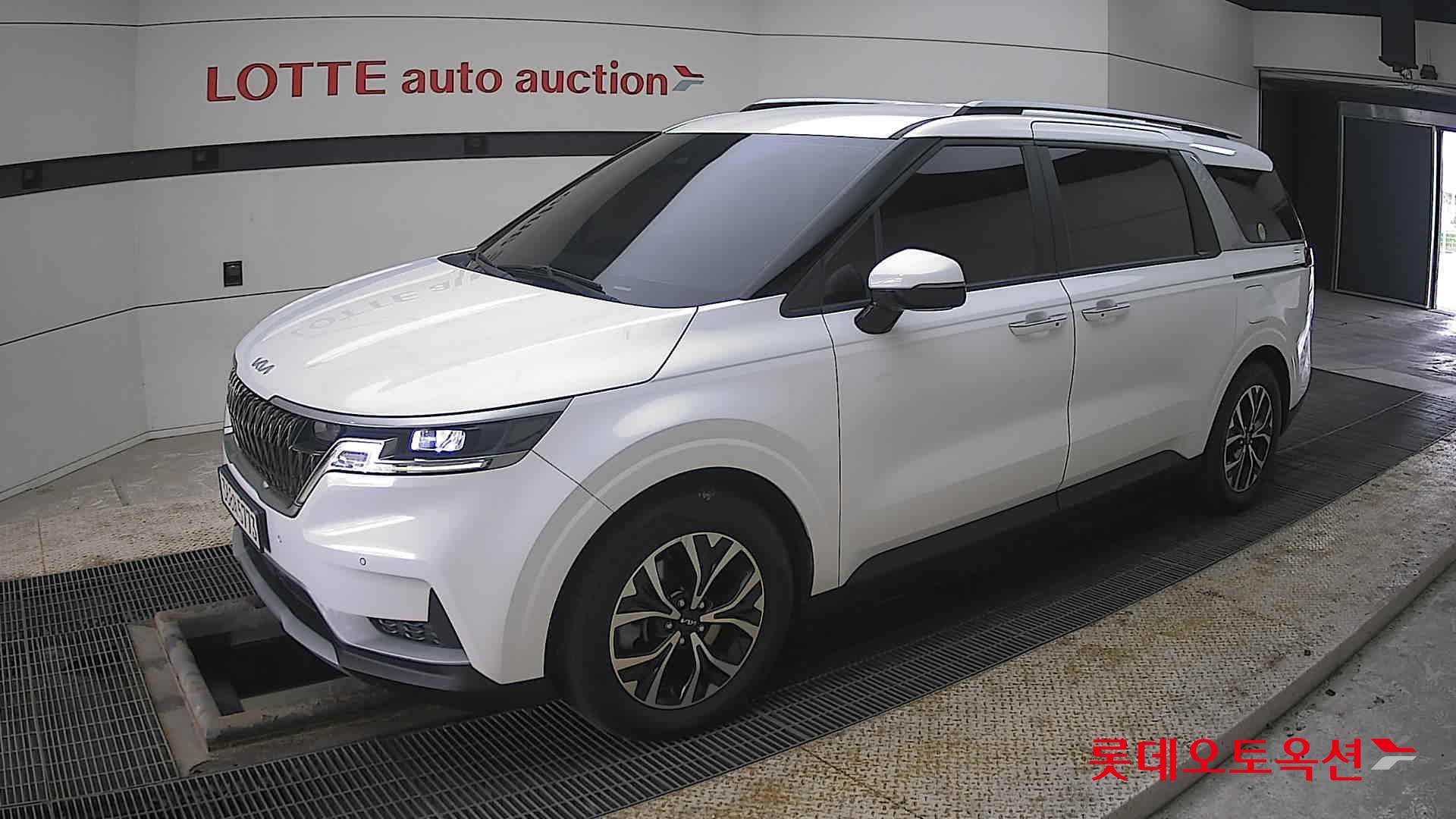 Kia Carnival 2022 - Image 11