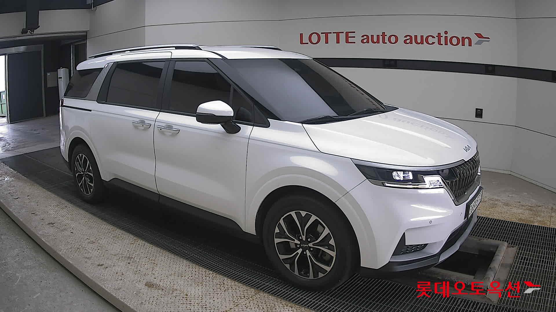 Kia Carnival 2022 - Image 23