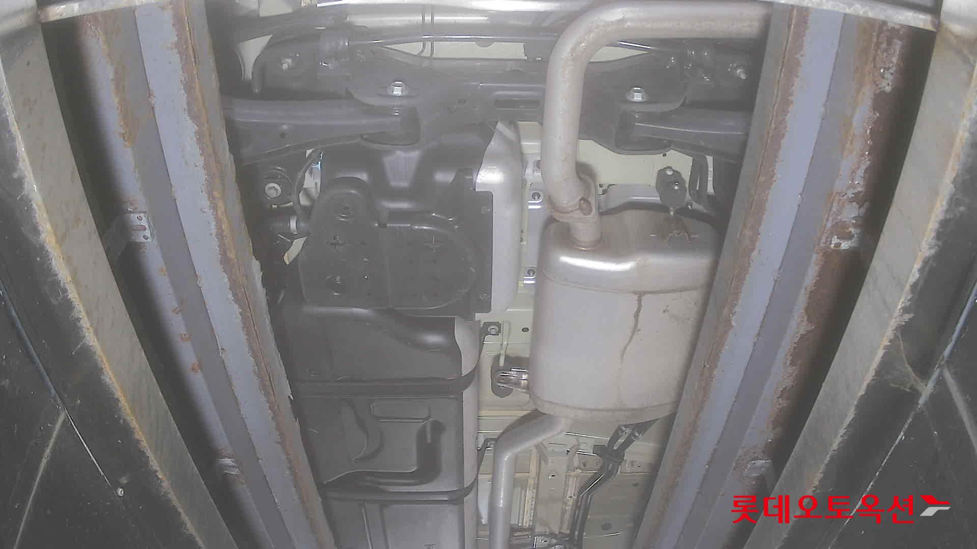 Kia Carnival 2022 - Image 2