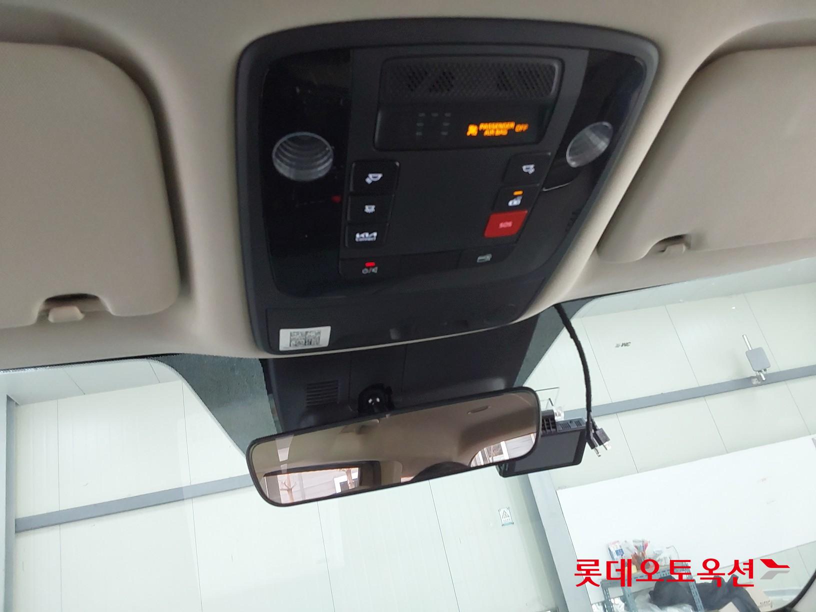 Kia Carnival 2022 - Image 32