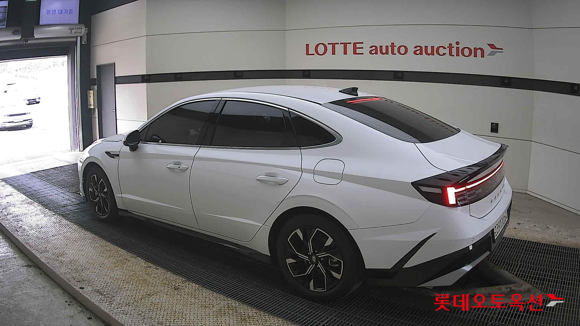 Hyundai Sonata 2024 - Image 15