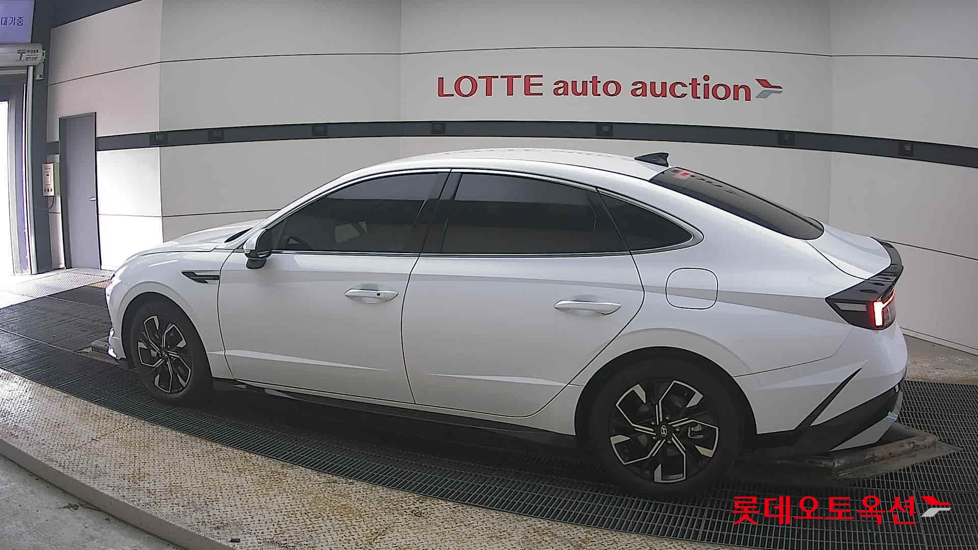 Hyundai Sonata 2024 - Image 14