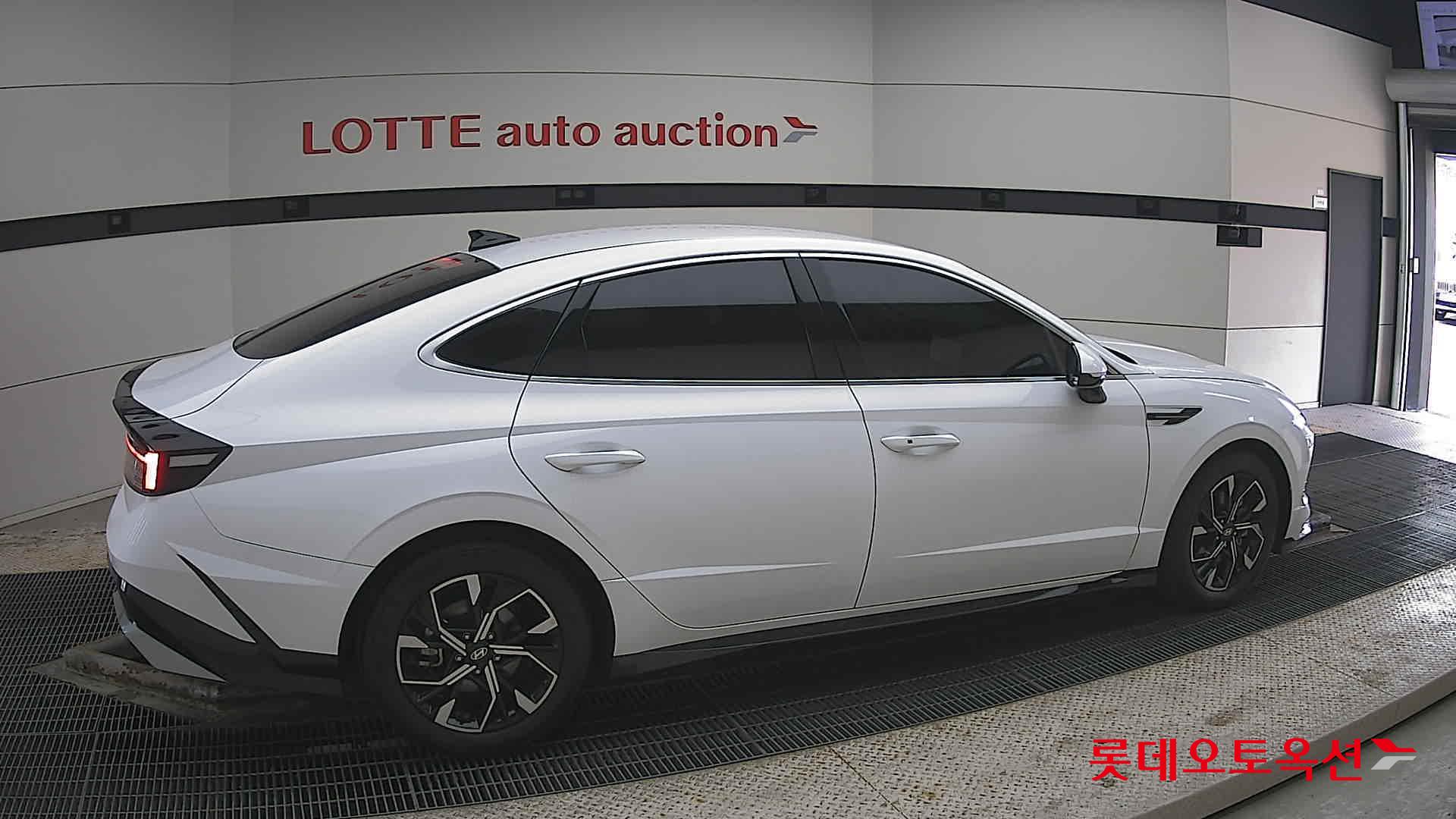 Hyundai Sonata 2024 - Image 20