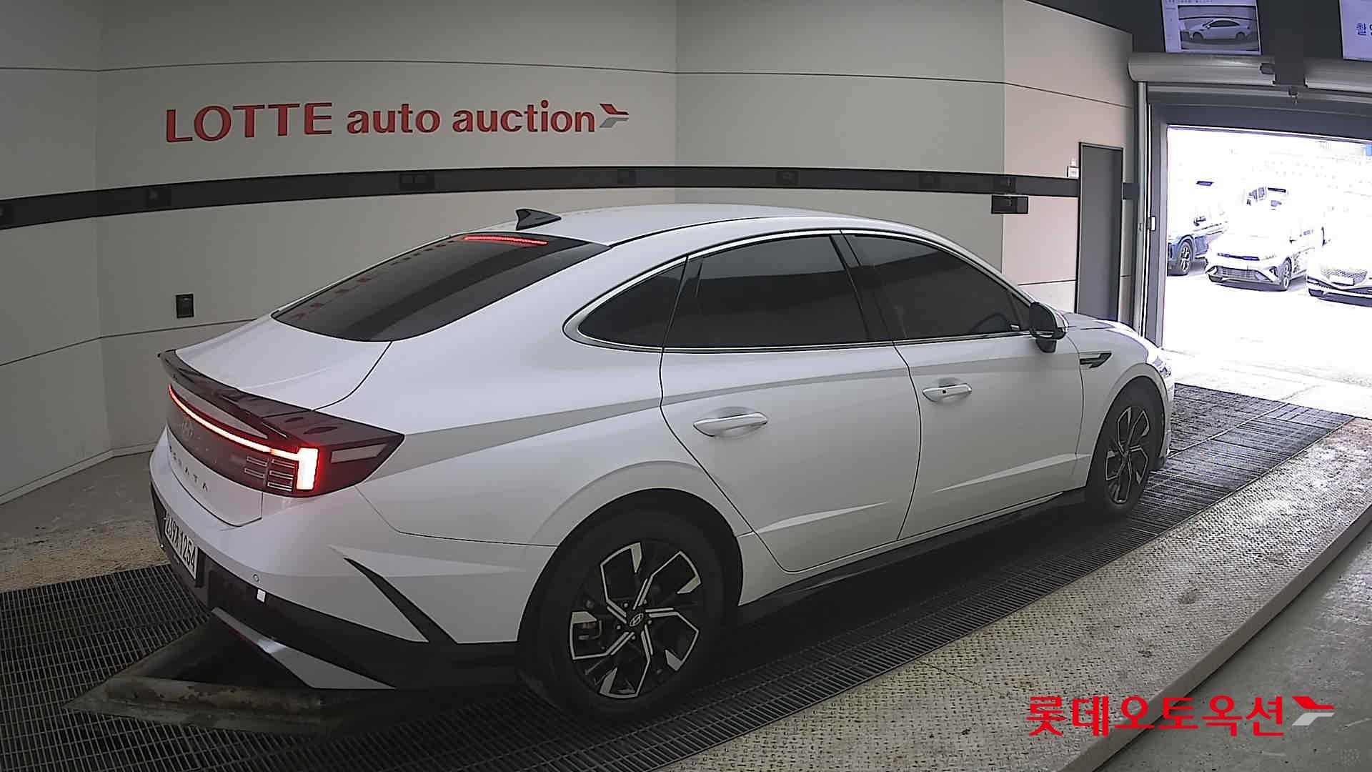 Hyundai Sonata 2024 - Image 19