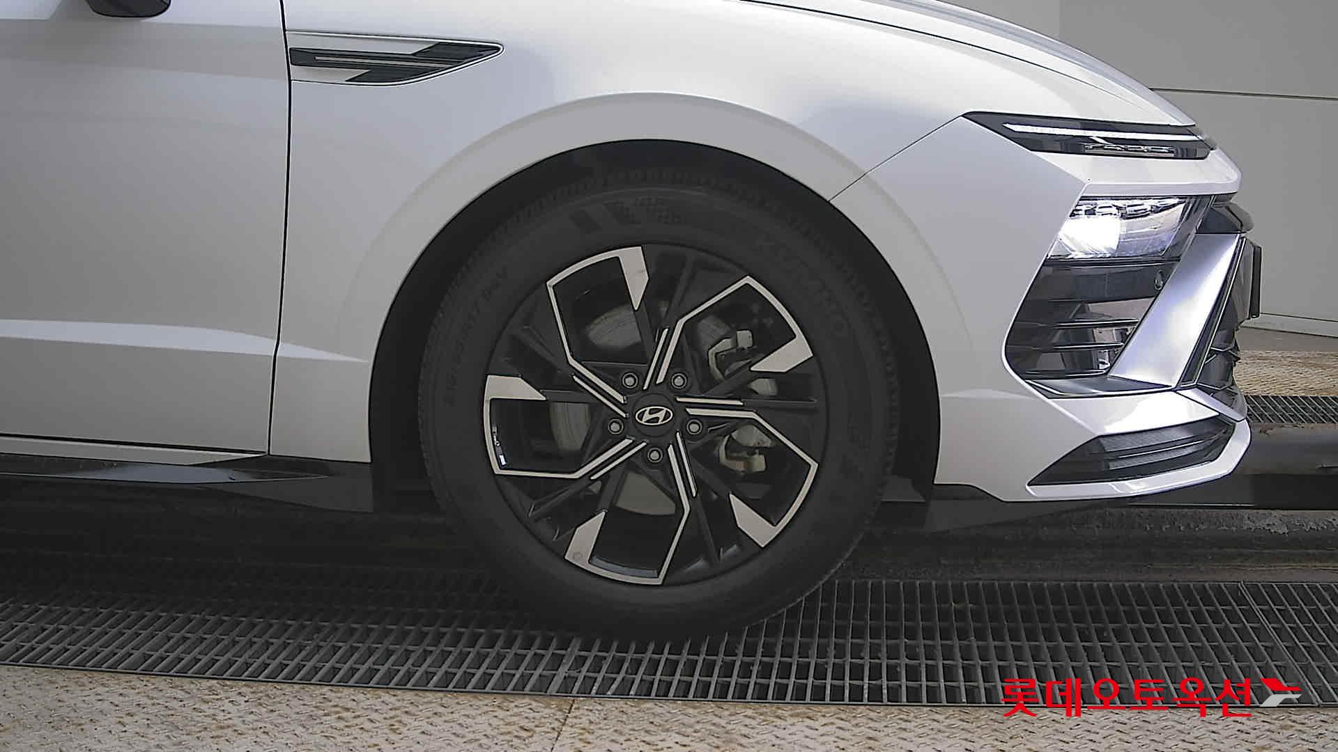 Hyundai Sonata 2024 - Image 27