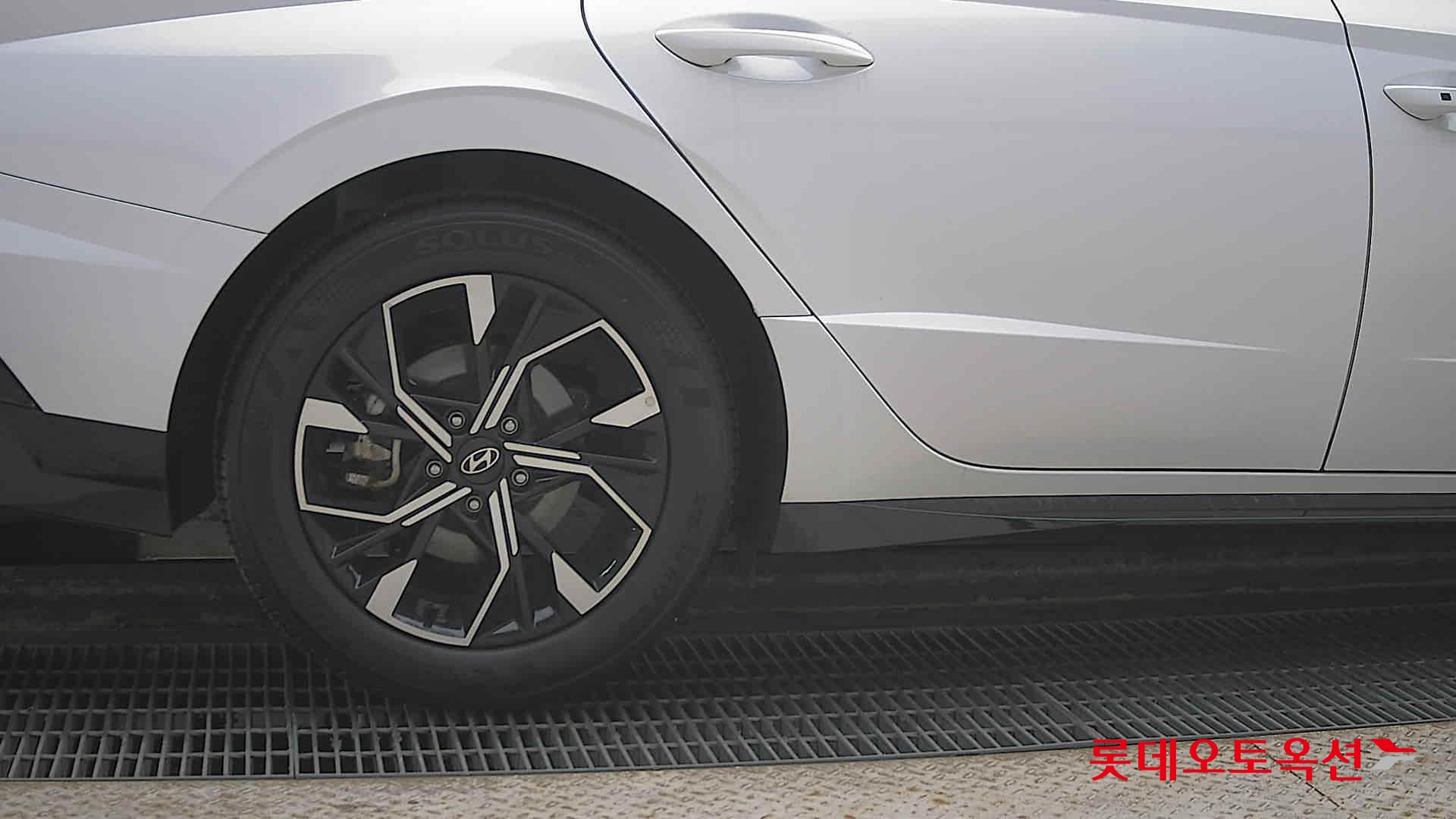 Hyundai Sonata 2024 - Image 28