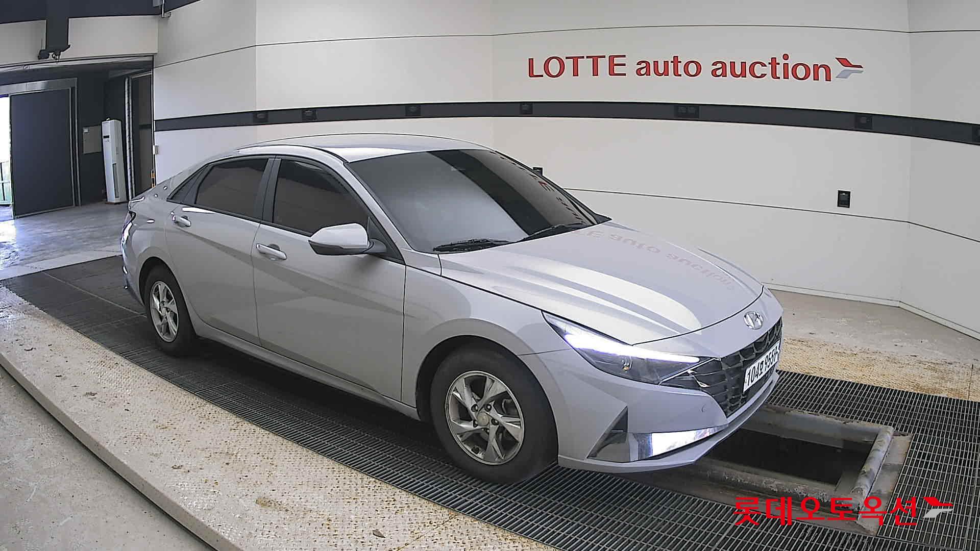 Hyundai Elantra 2021 - Image 23