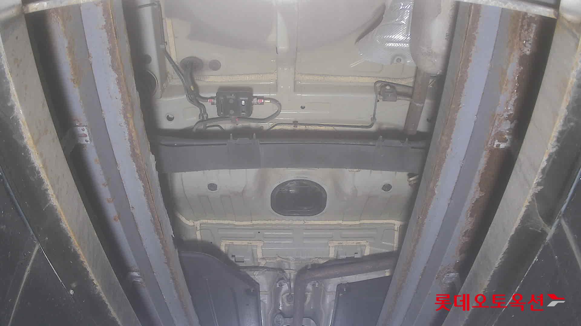 Hyundai Elantra 2021 - Image 2