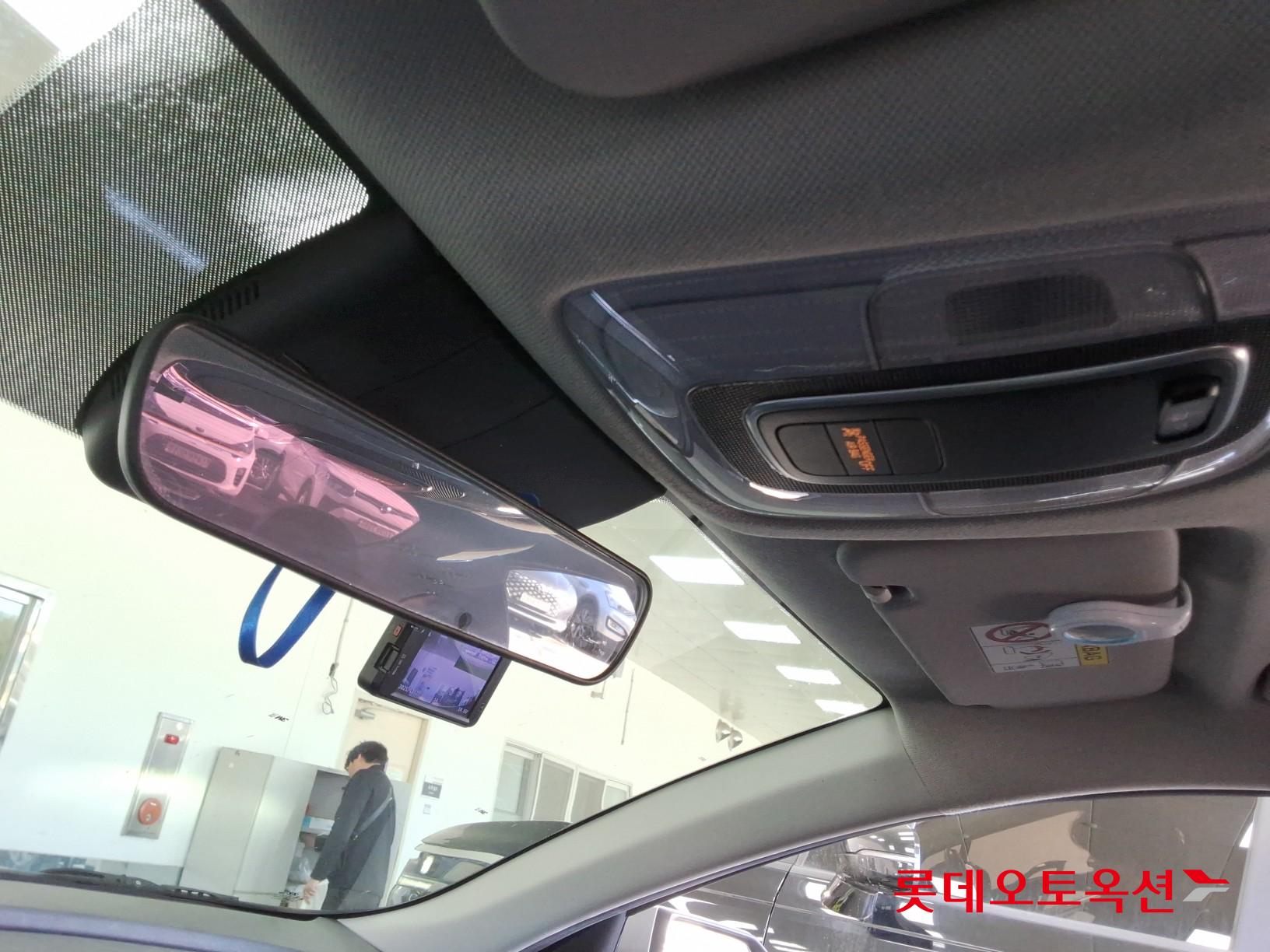 Hyundai Elantra 2021 - Image 31