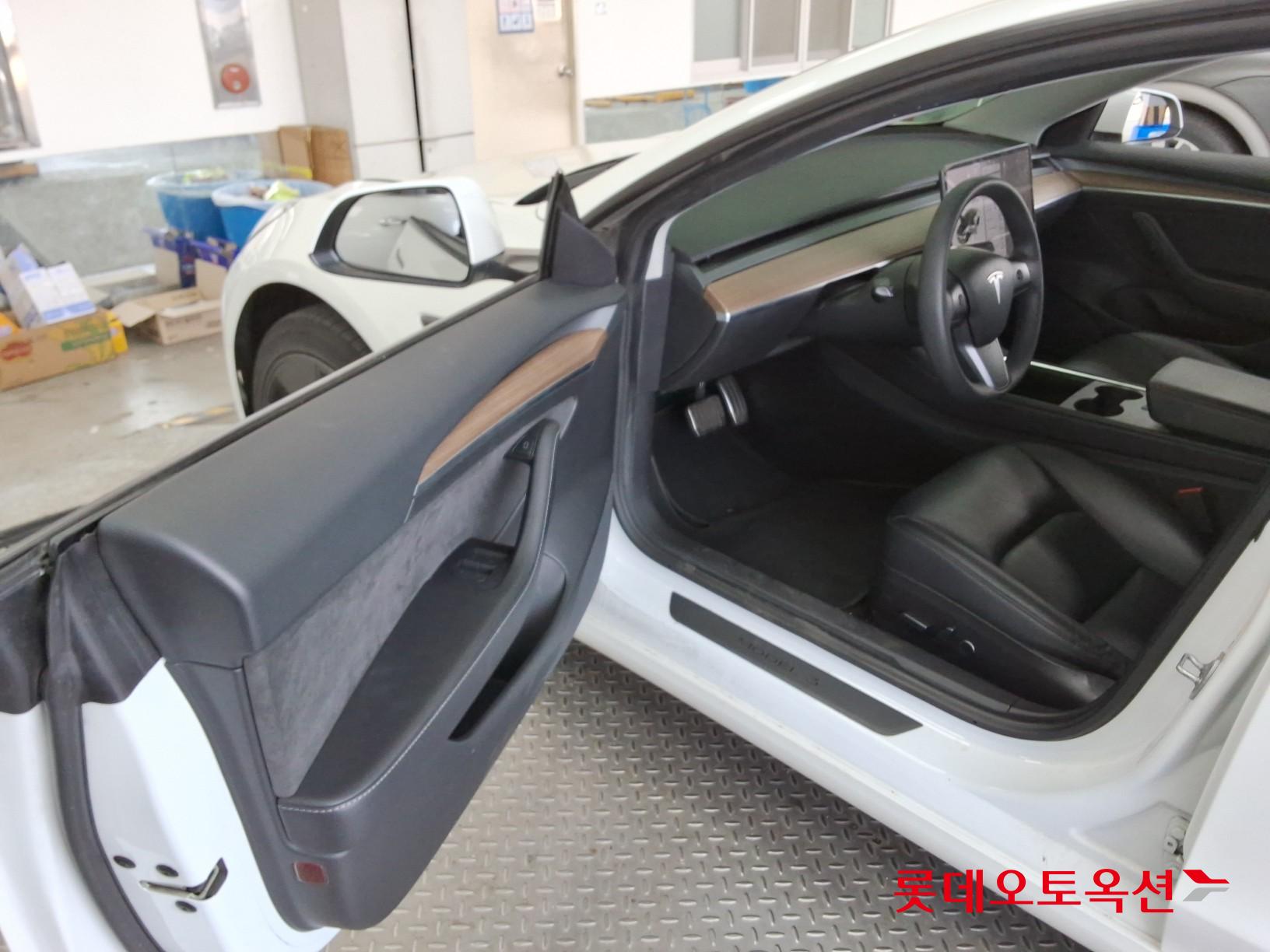 TESLA Model 3 2021 - 이미지 36