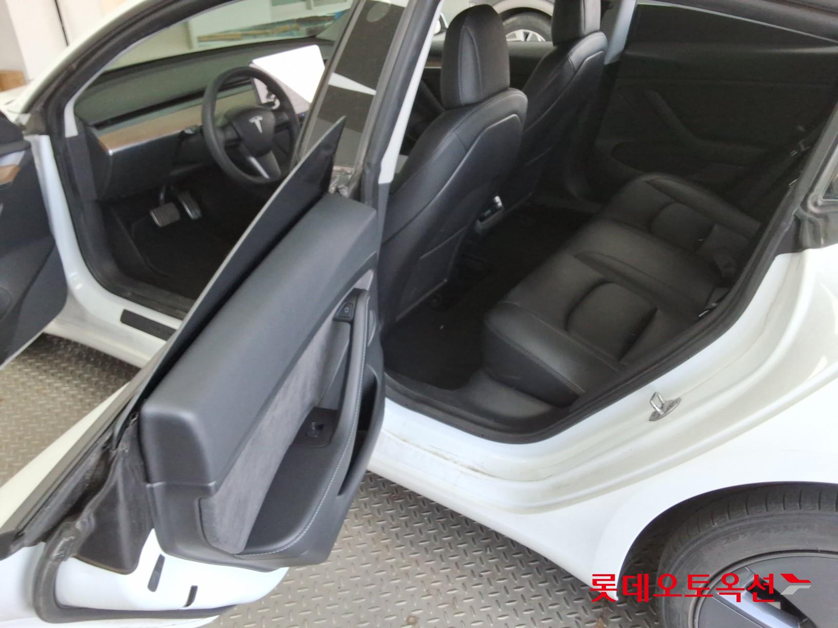 TESLA Model 3 2021 - 이미지 37