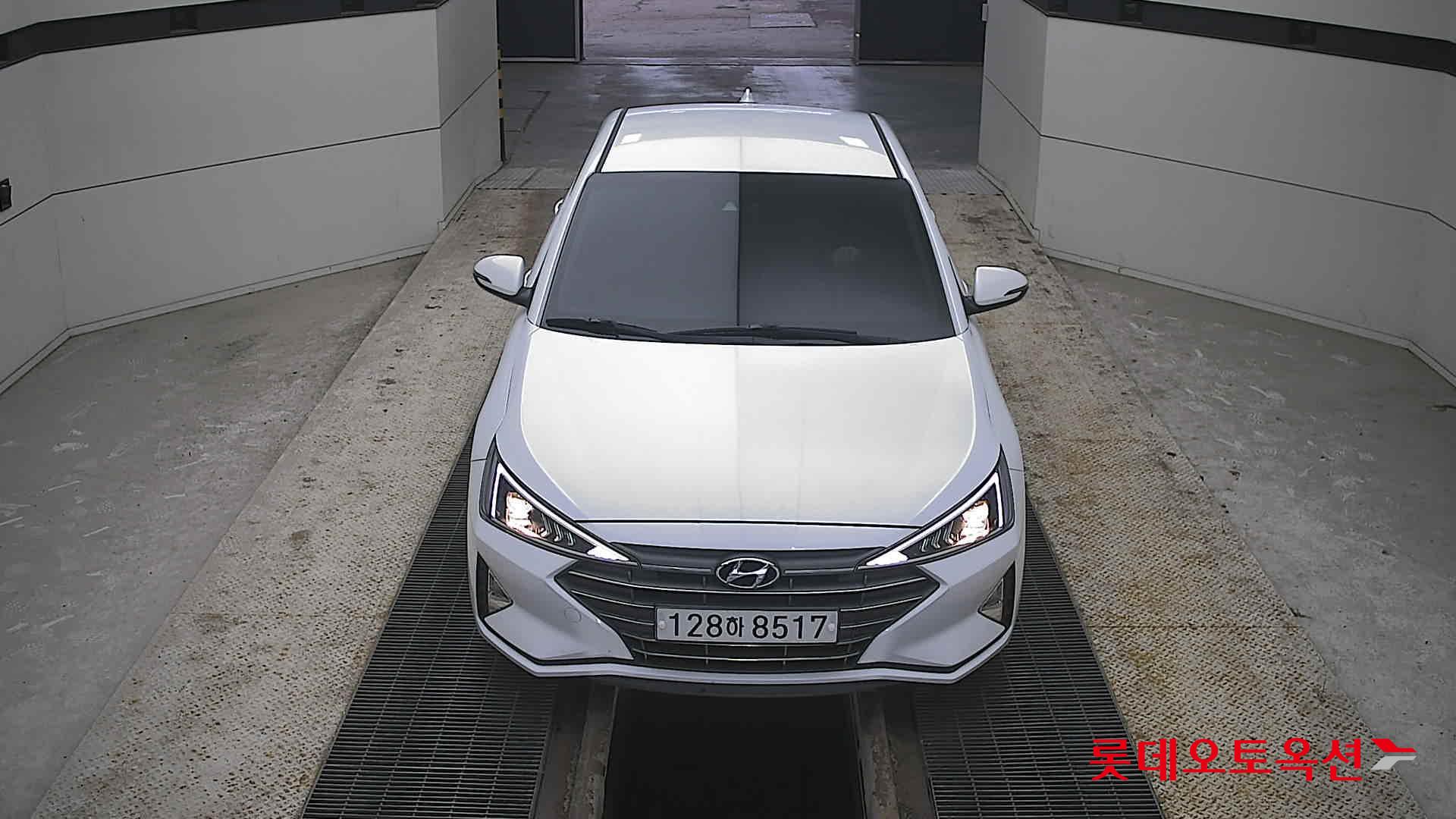 هيونداي إلانترا