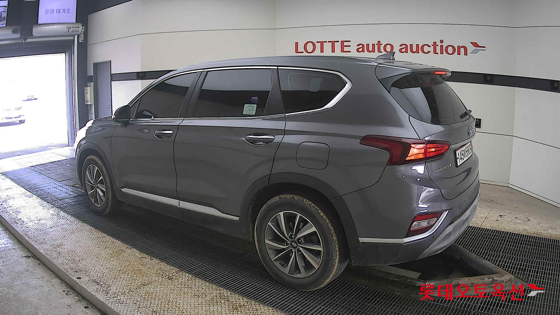 Hyundai Santa Fe 2020 - Image 15