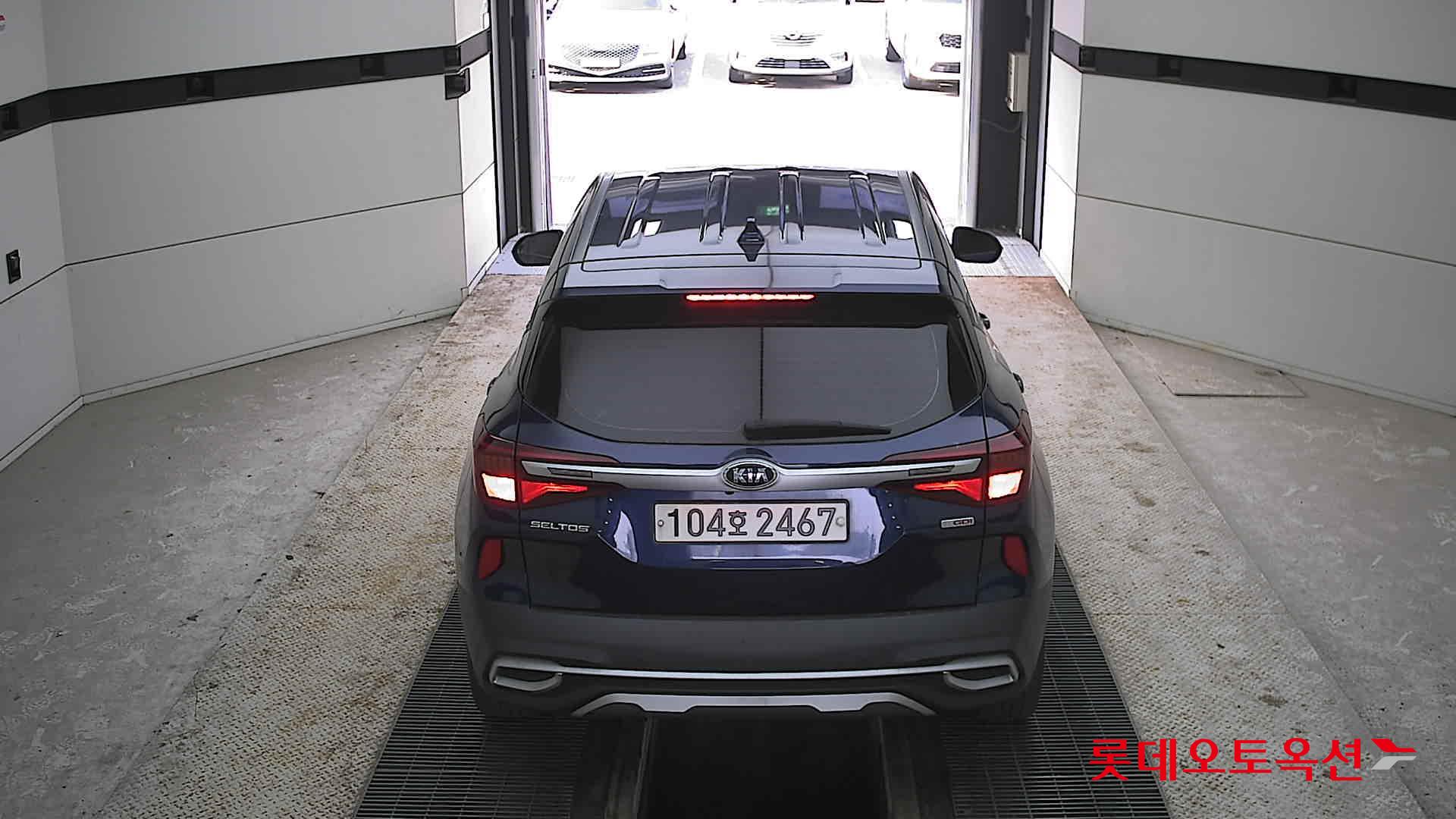 كيا سيلتوس 2021 - صورة 17