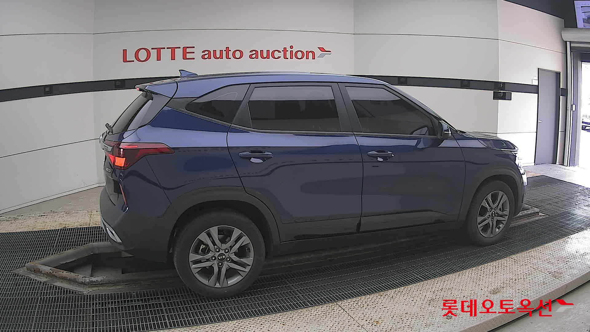 كيا سيلتوس 2021 - صورة 20