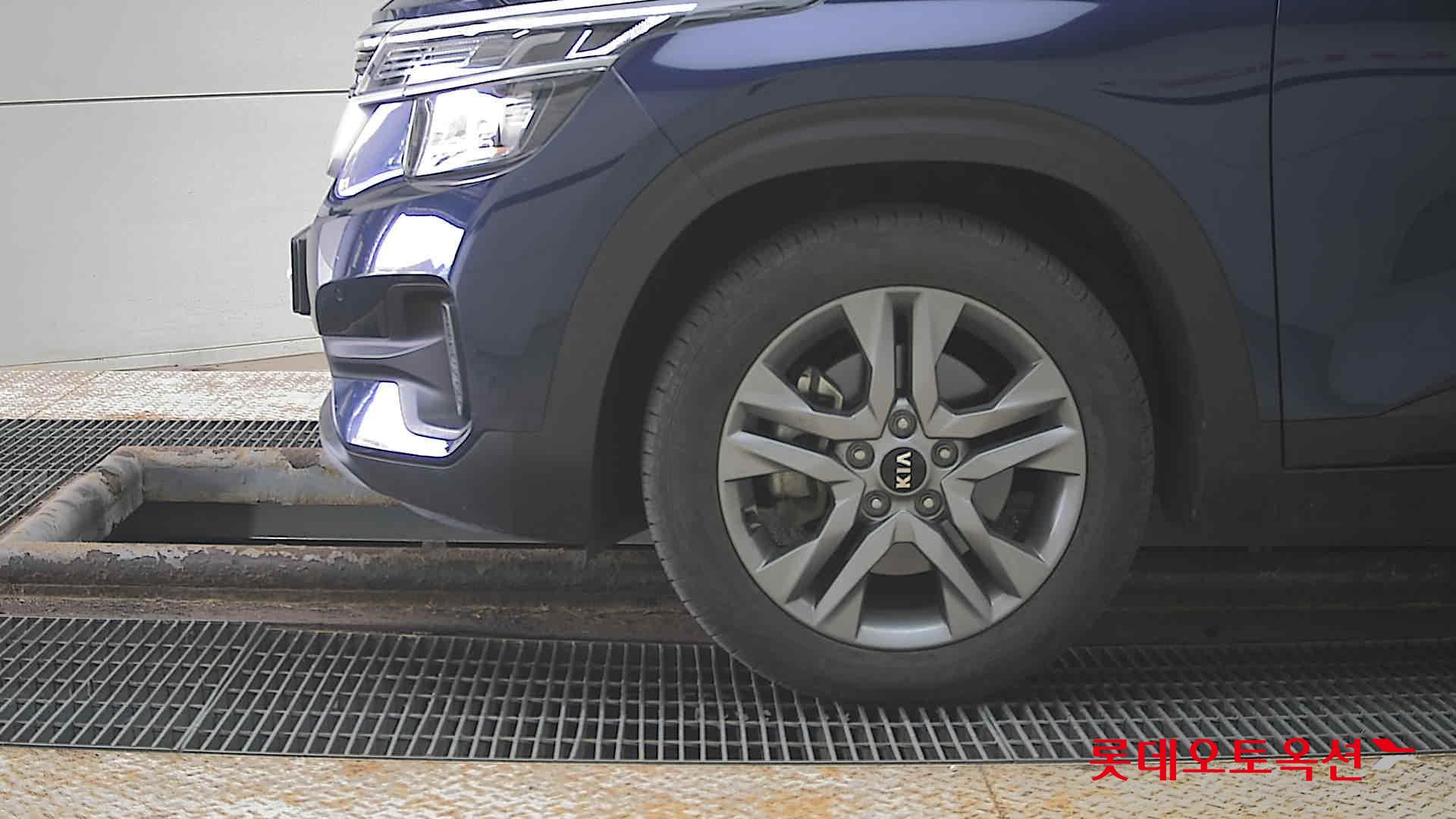 كيا سيلتوس 2021 - صورة 25