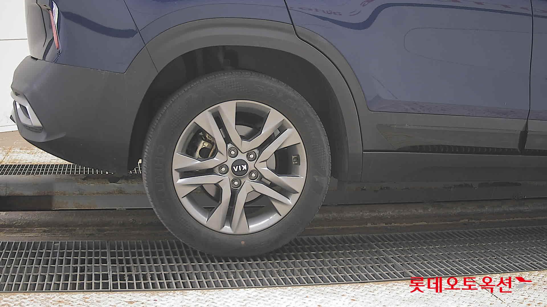 كيا سيلتوس 2021 - صورة 28