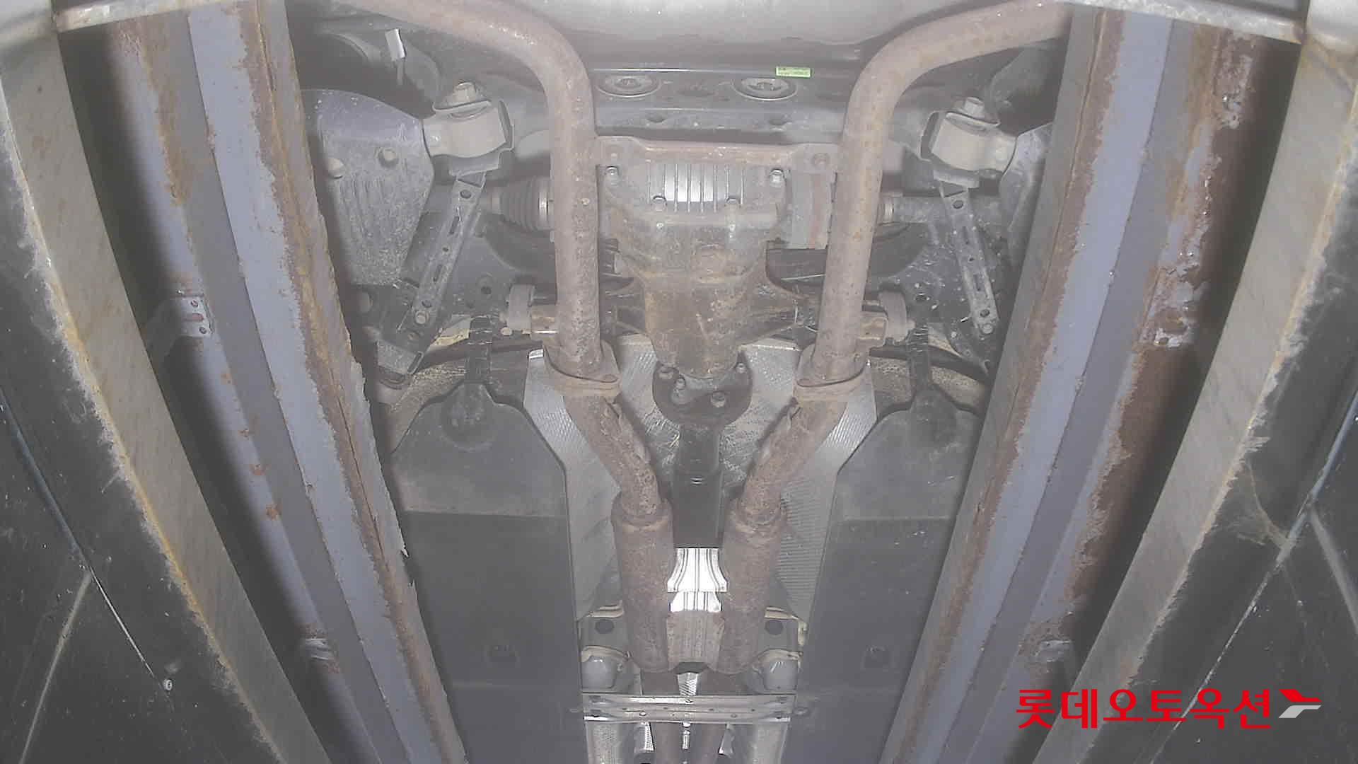 Genesis EQ900 - 2