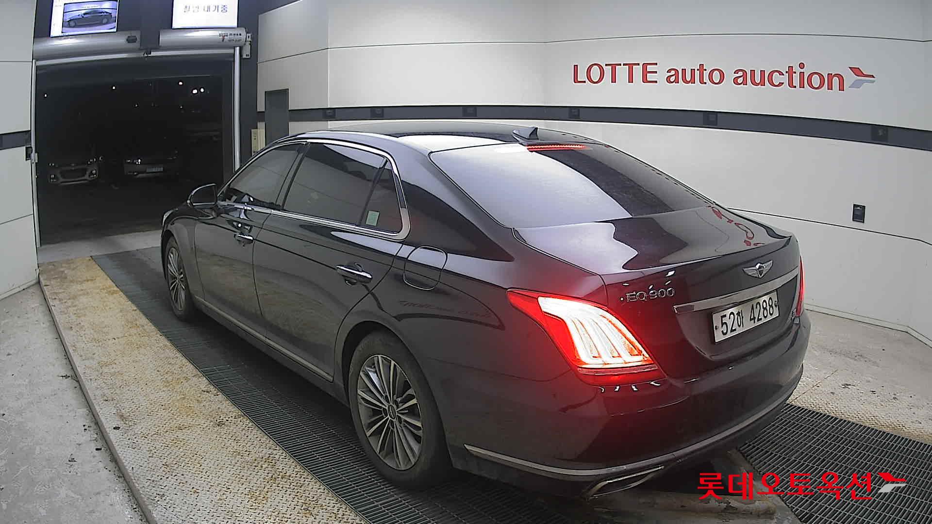 جينيسيس EQ900 2018 - صورة 4