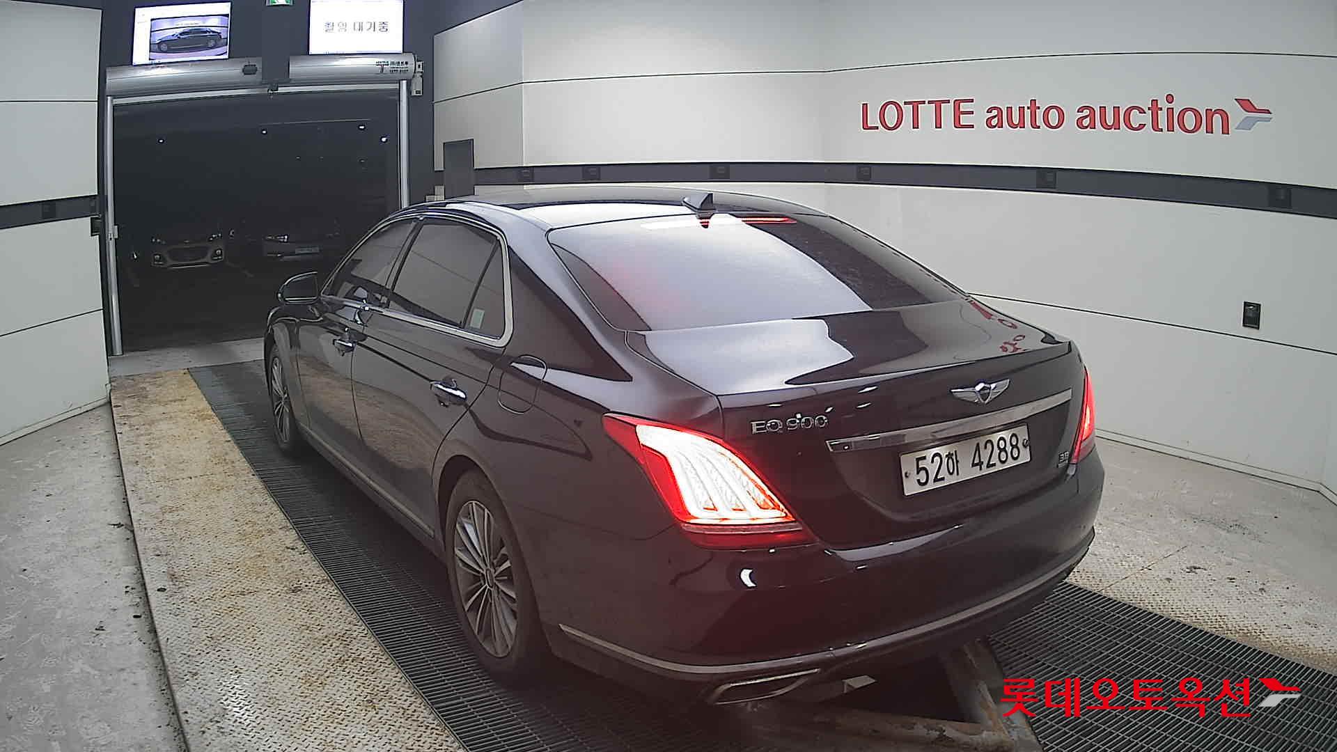 جينيسيس EQ900 2018 - صورة 16