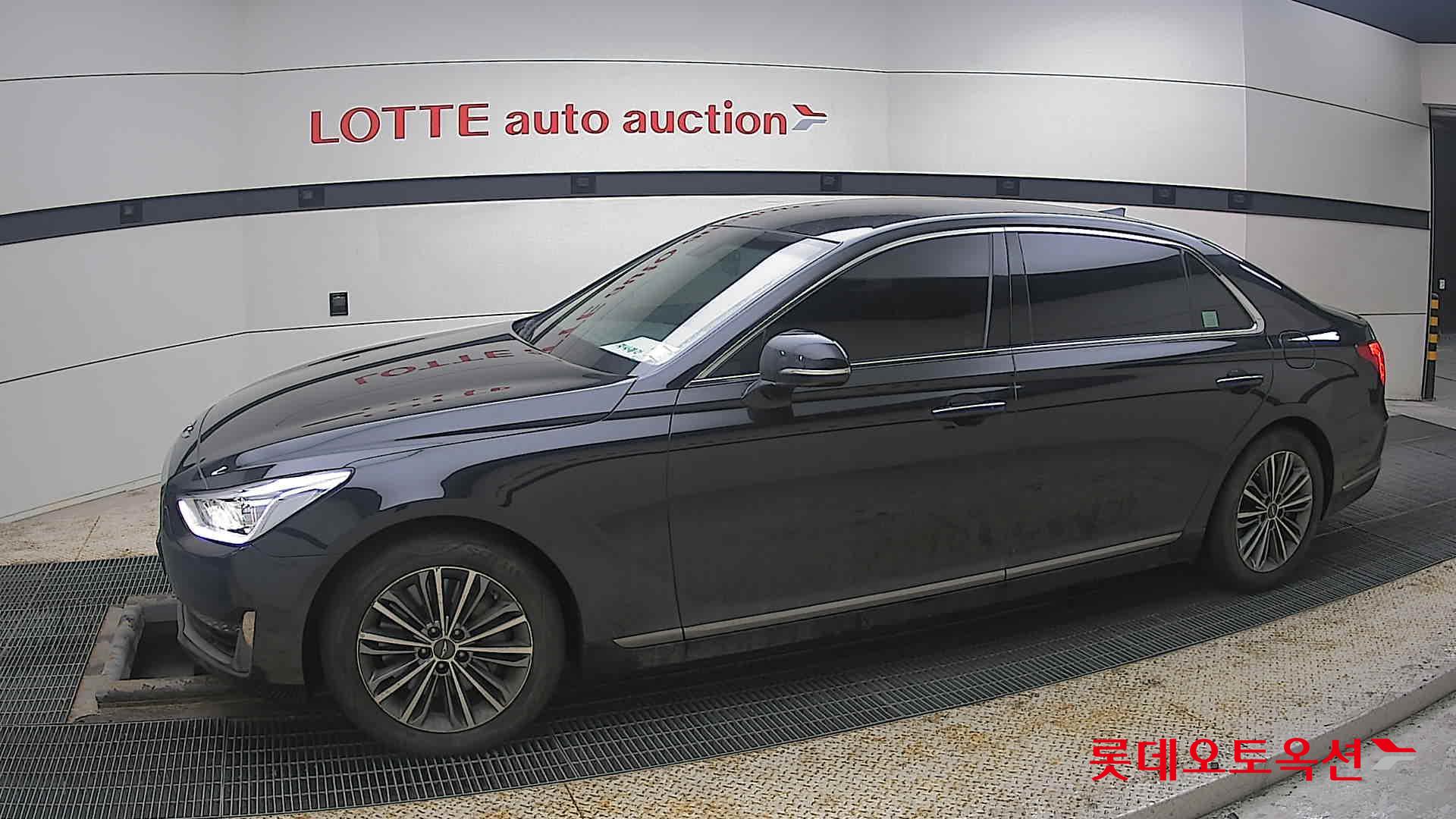 جينيسيس EQ900 2018 - صورة 12