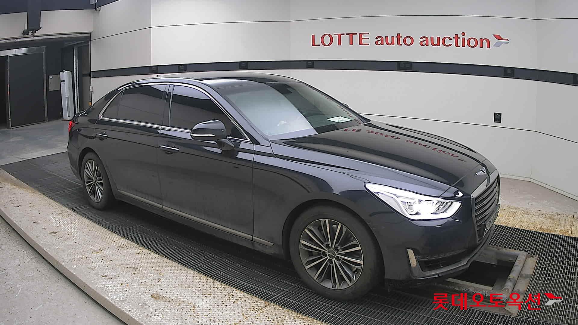 جينيسيس EQ900 2018 - صورة 23