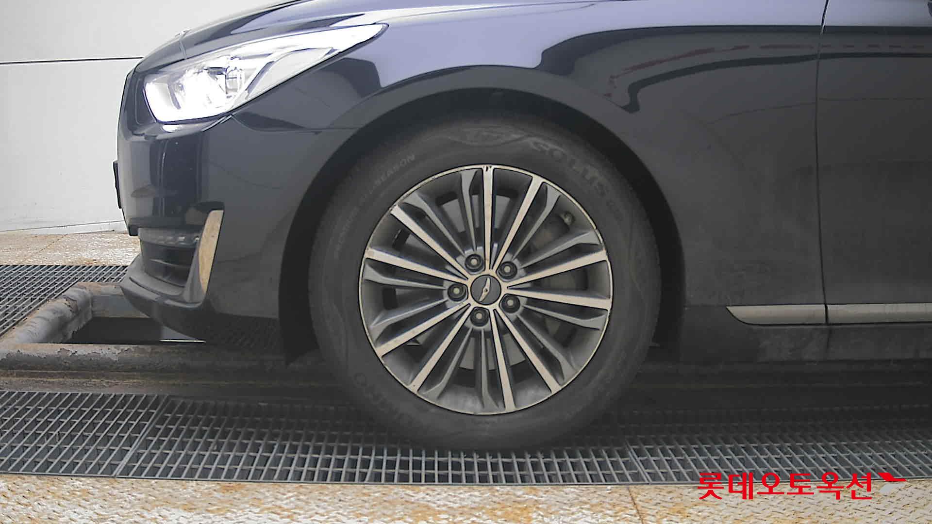 جينيسيس EQ900 2018 - صورة 25