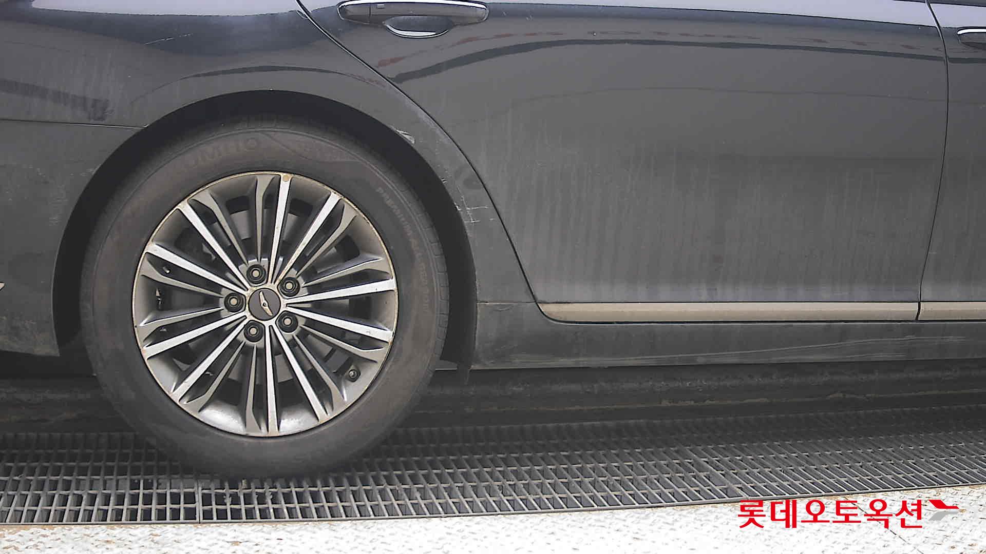 جينيسيس EQ900 2018 - صورة 28