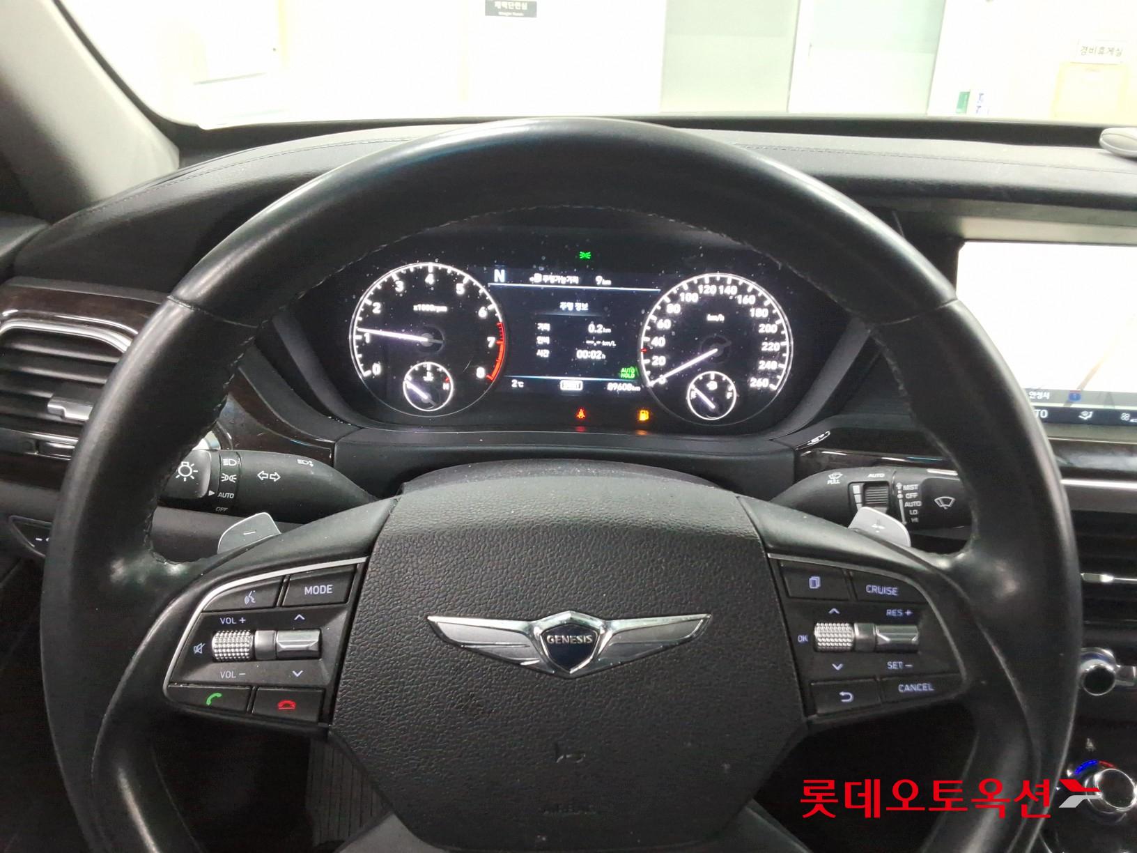 جينيسيس EQ900 2018 - صورة 31