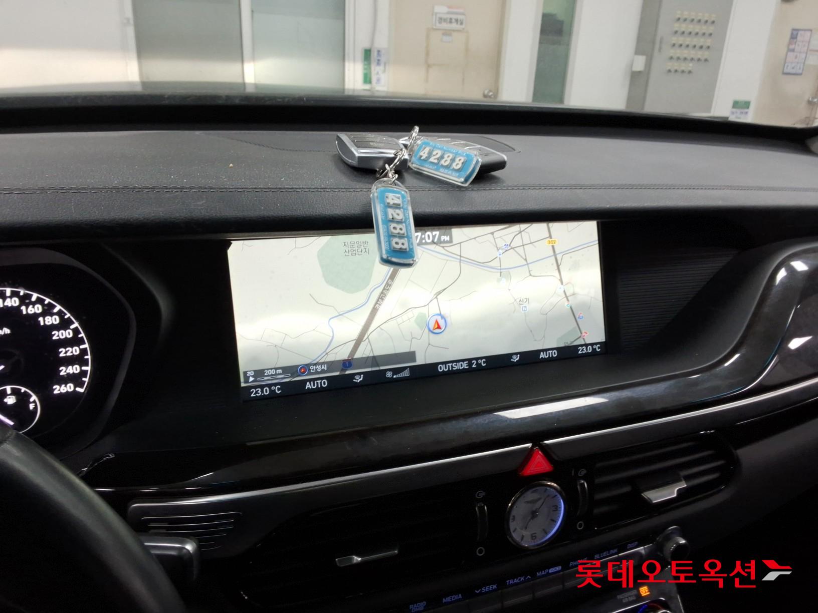 جينيسيس EQ900 2018 - صورة 33