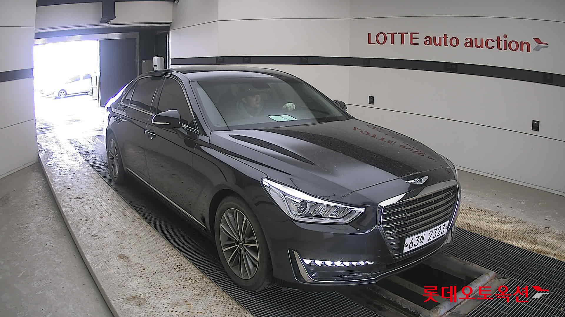 Hyundai EQ900 2018 Titanium Black из Кореи, фото 2