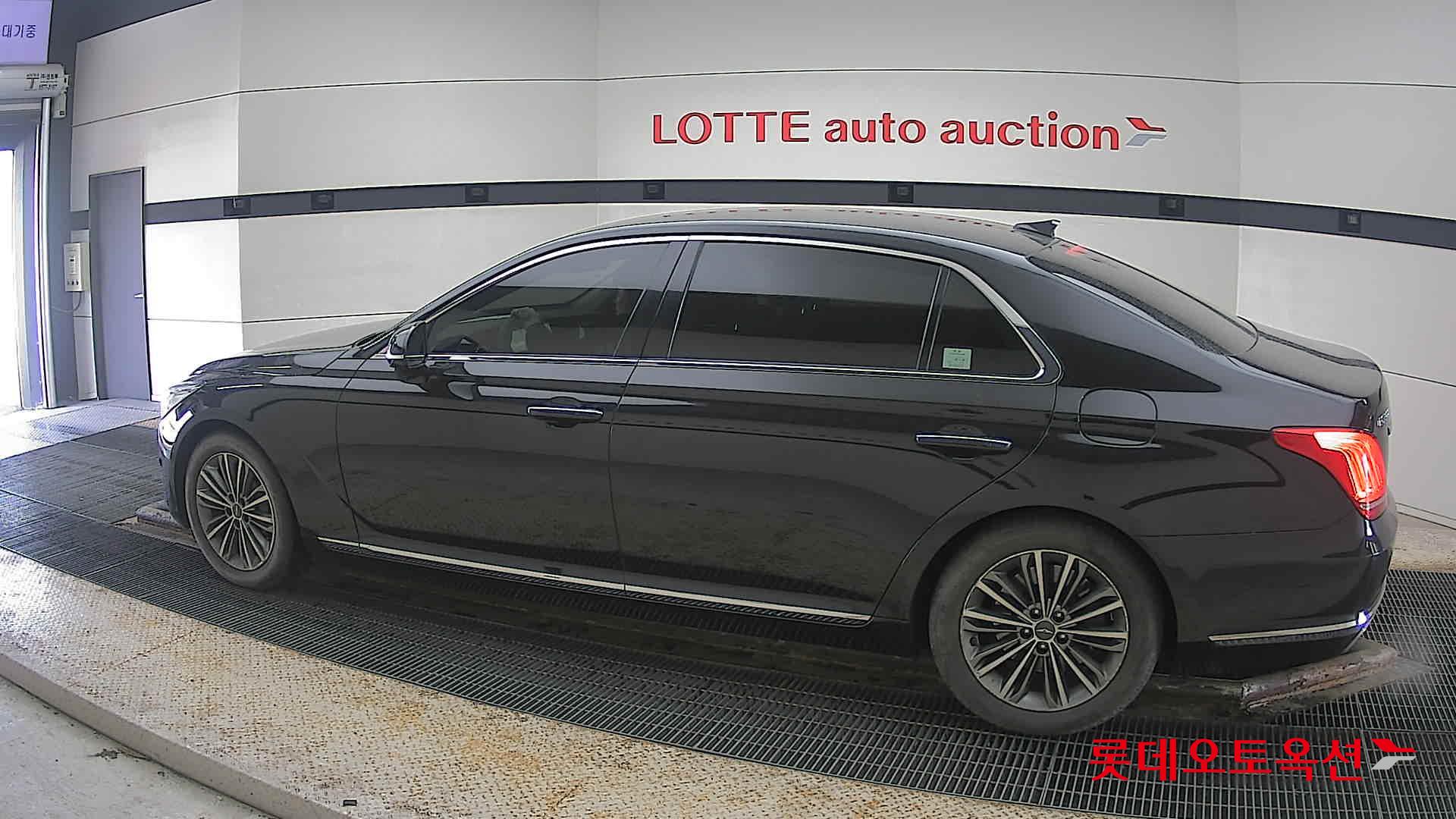 Hyundai EQ900 id 3803684 из Кореи 11