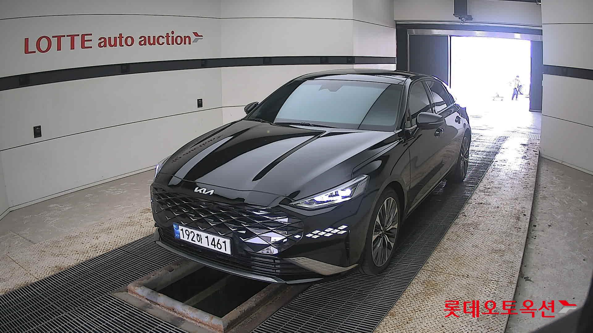 كيا K8 2023 - صورة 10